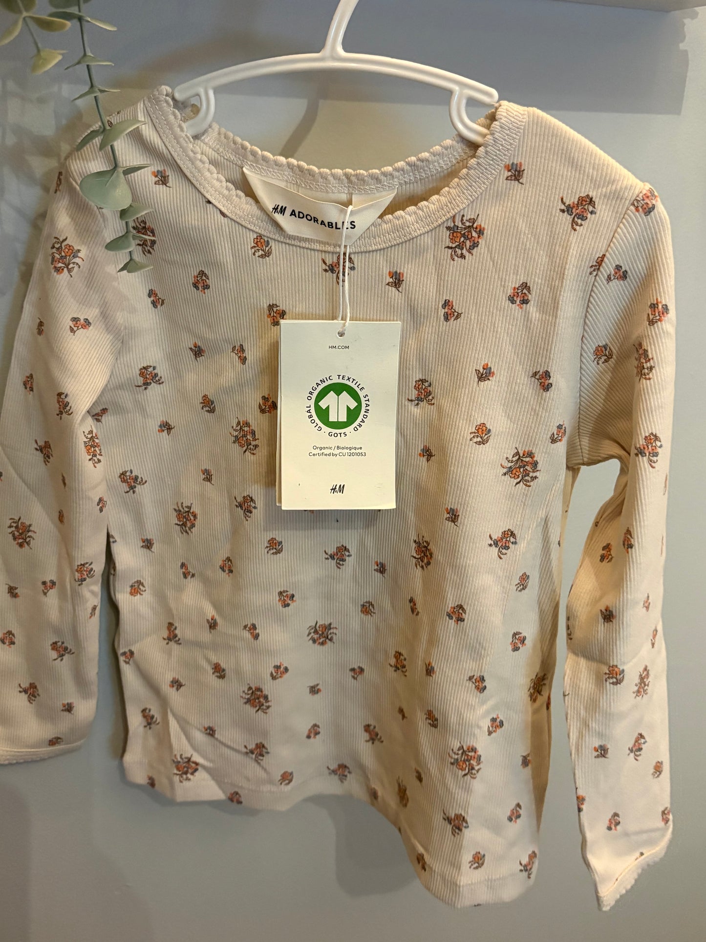 Chandail 2-4ans *NEUF