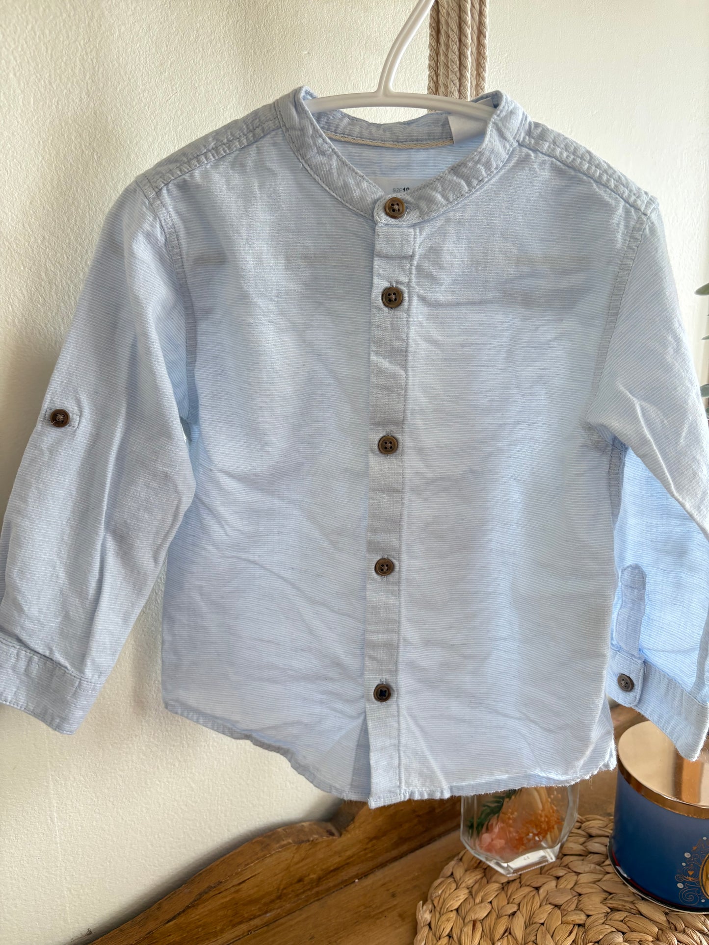 Chemise bleu pale 18-24m