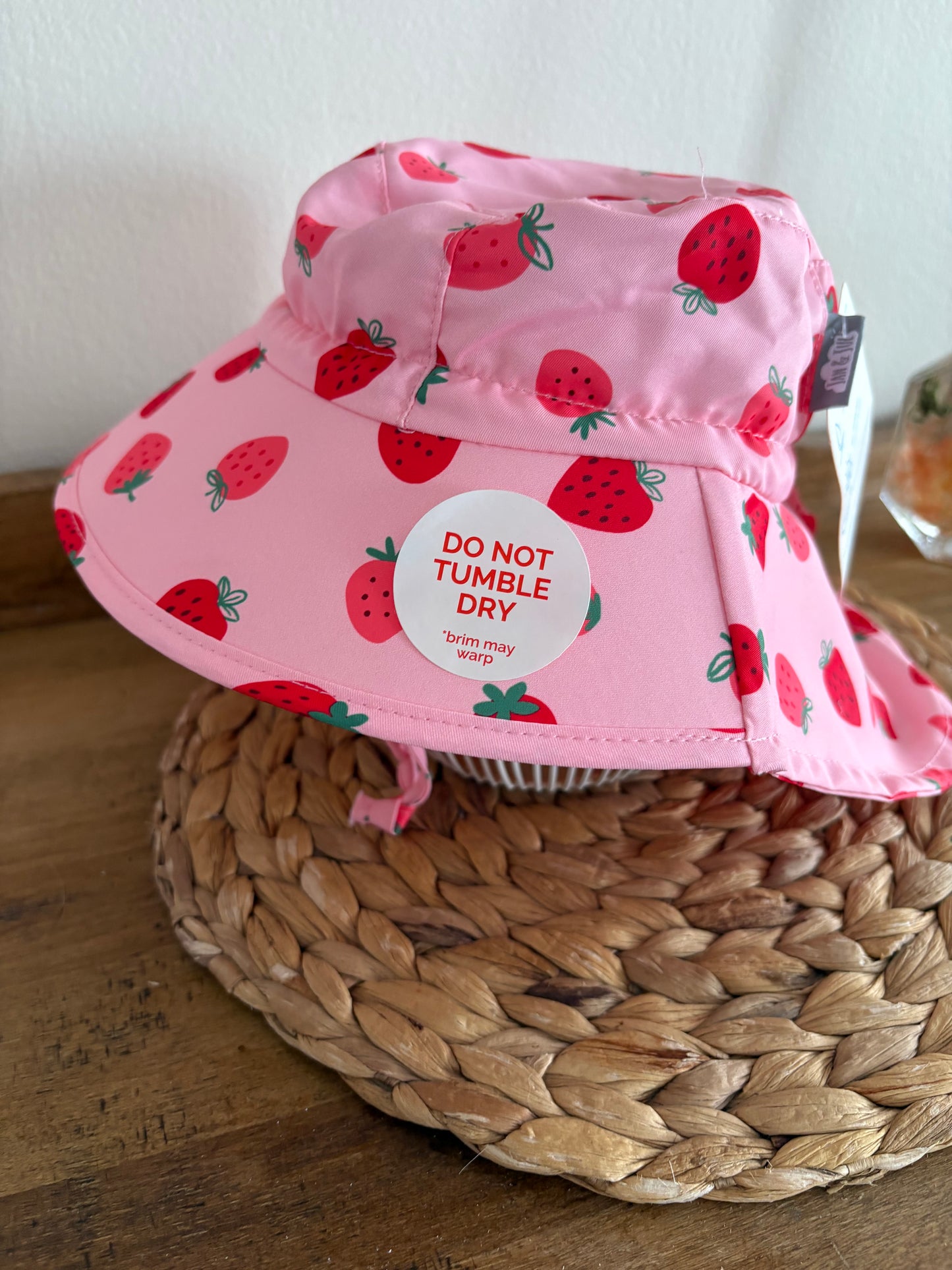 Chapeau fraises aventure piscine *NEUF