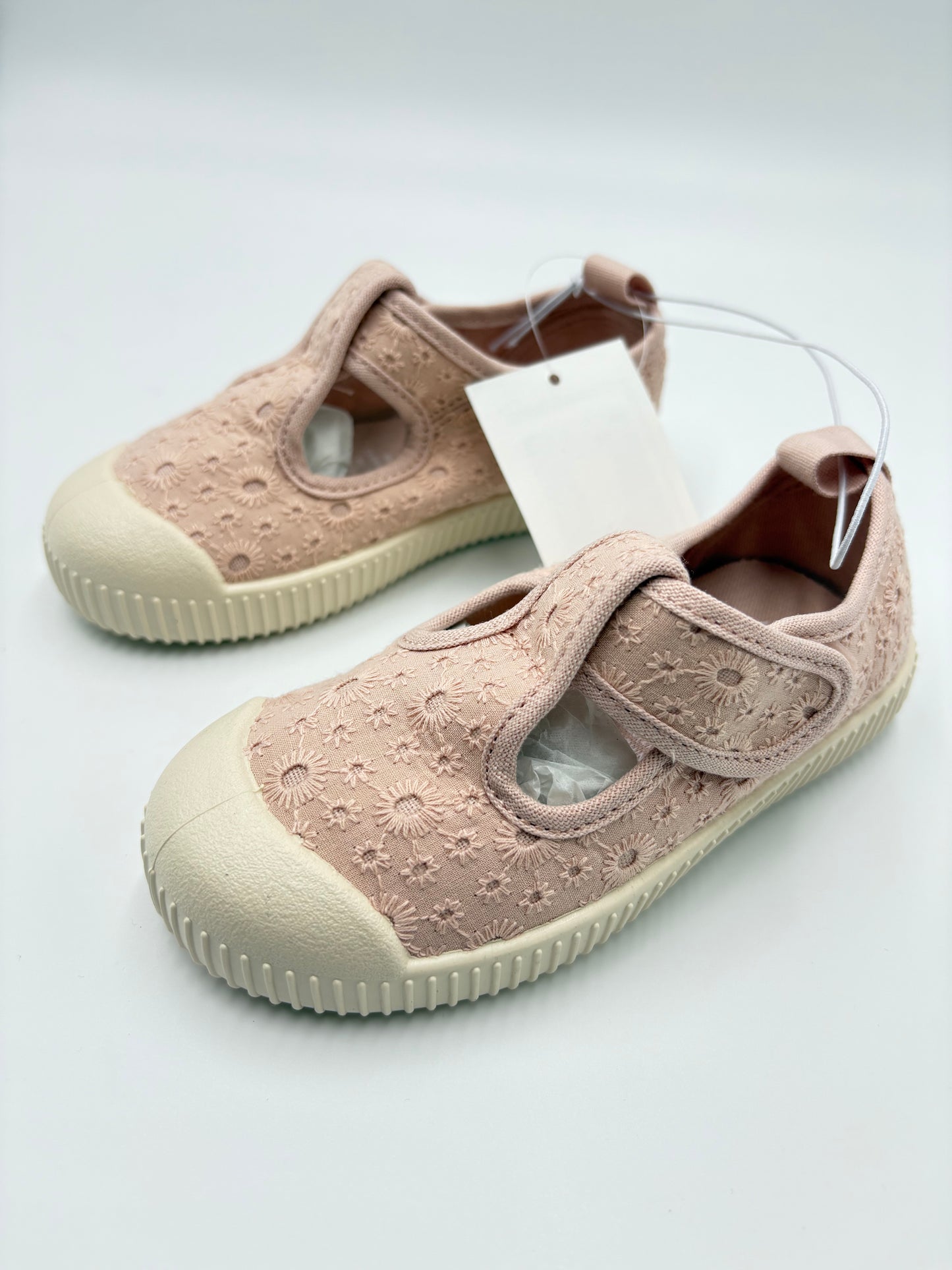 Souliers grandeur 7,5 NEUF