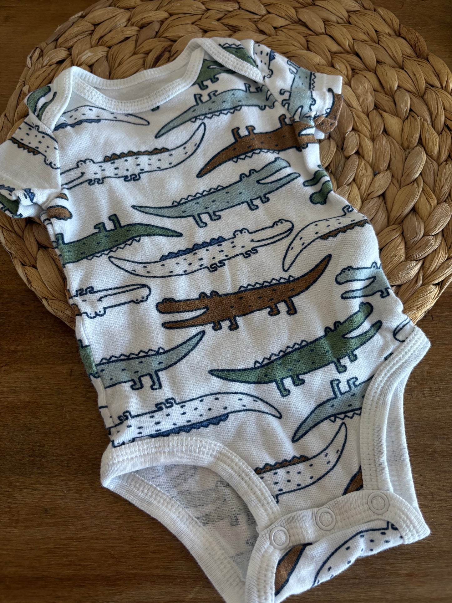 Cache-couche new born