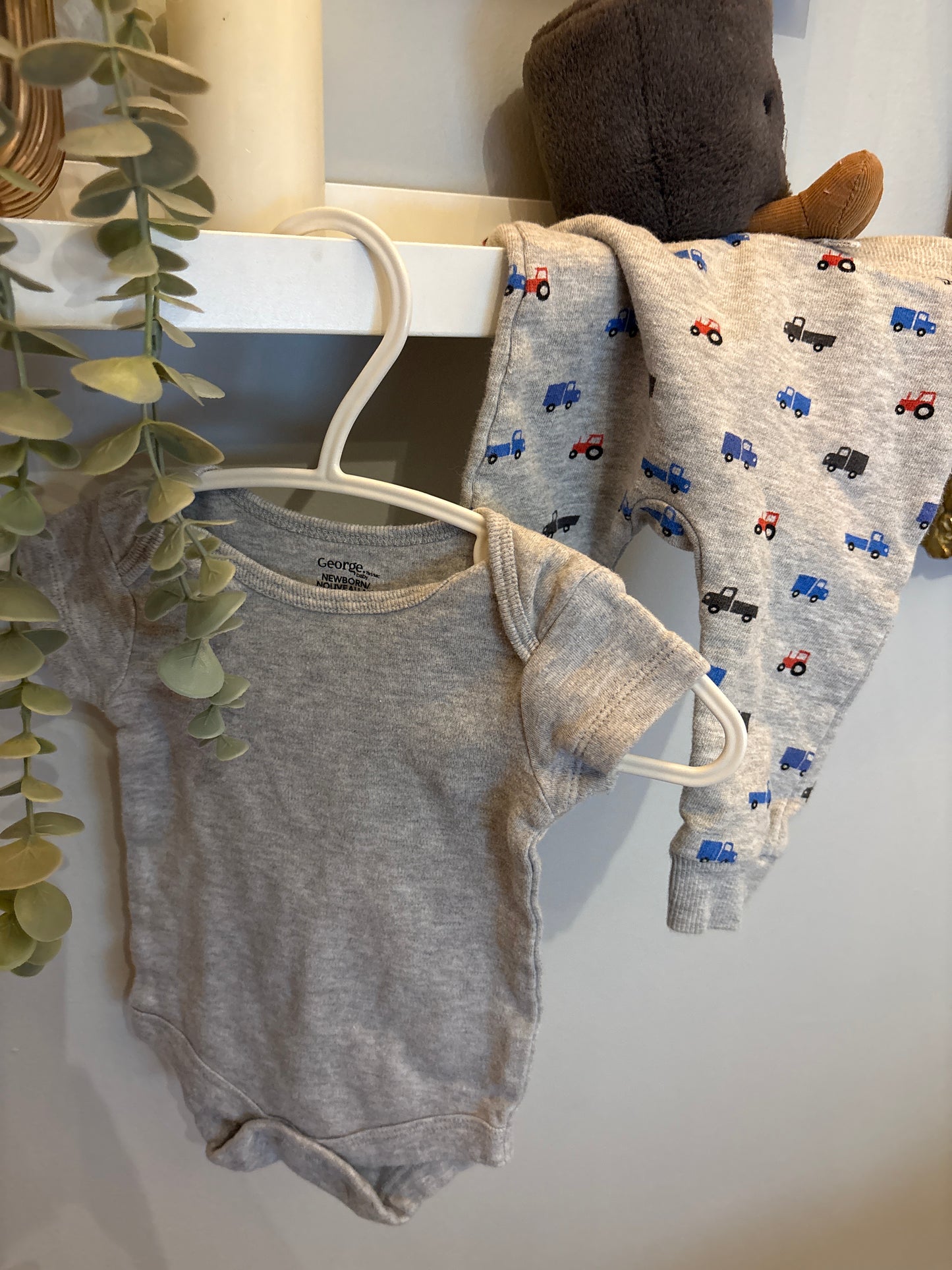 Ensemble new born