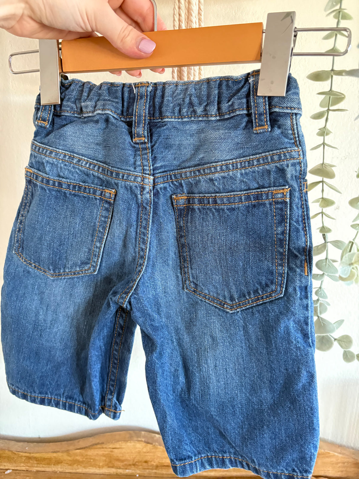 Short 4ans