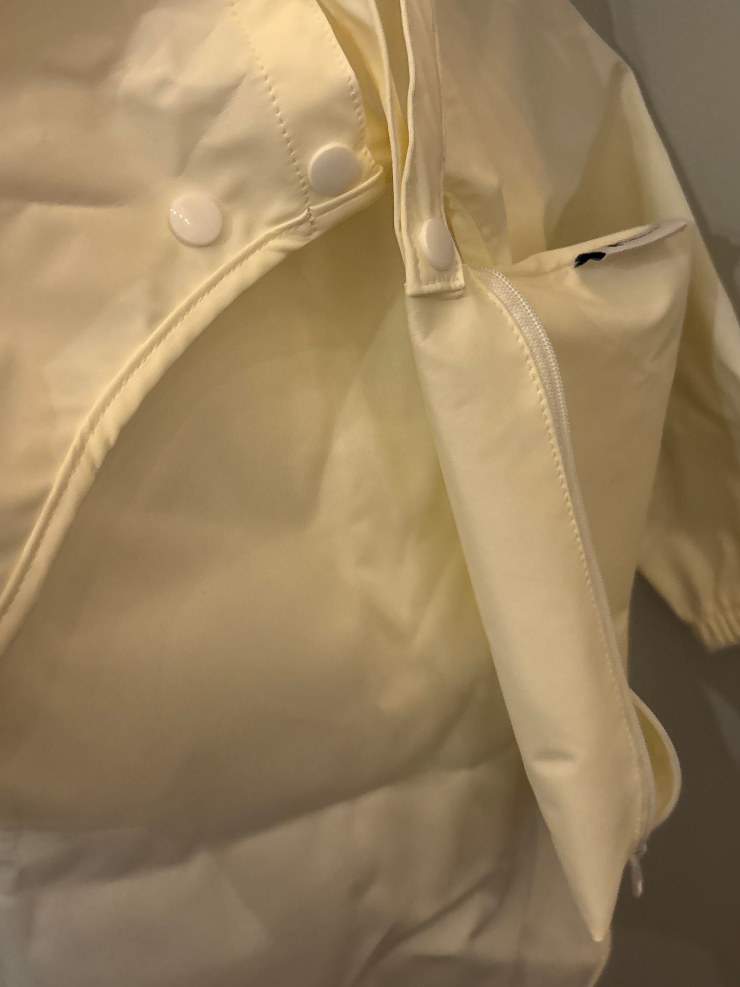 Tablier micasso 6-24m *NEUF