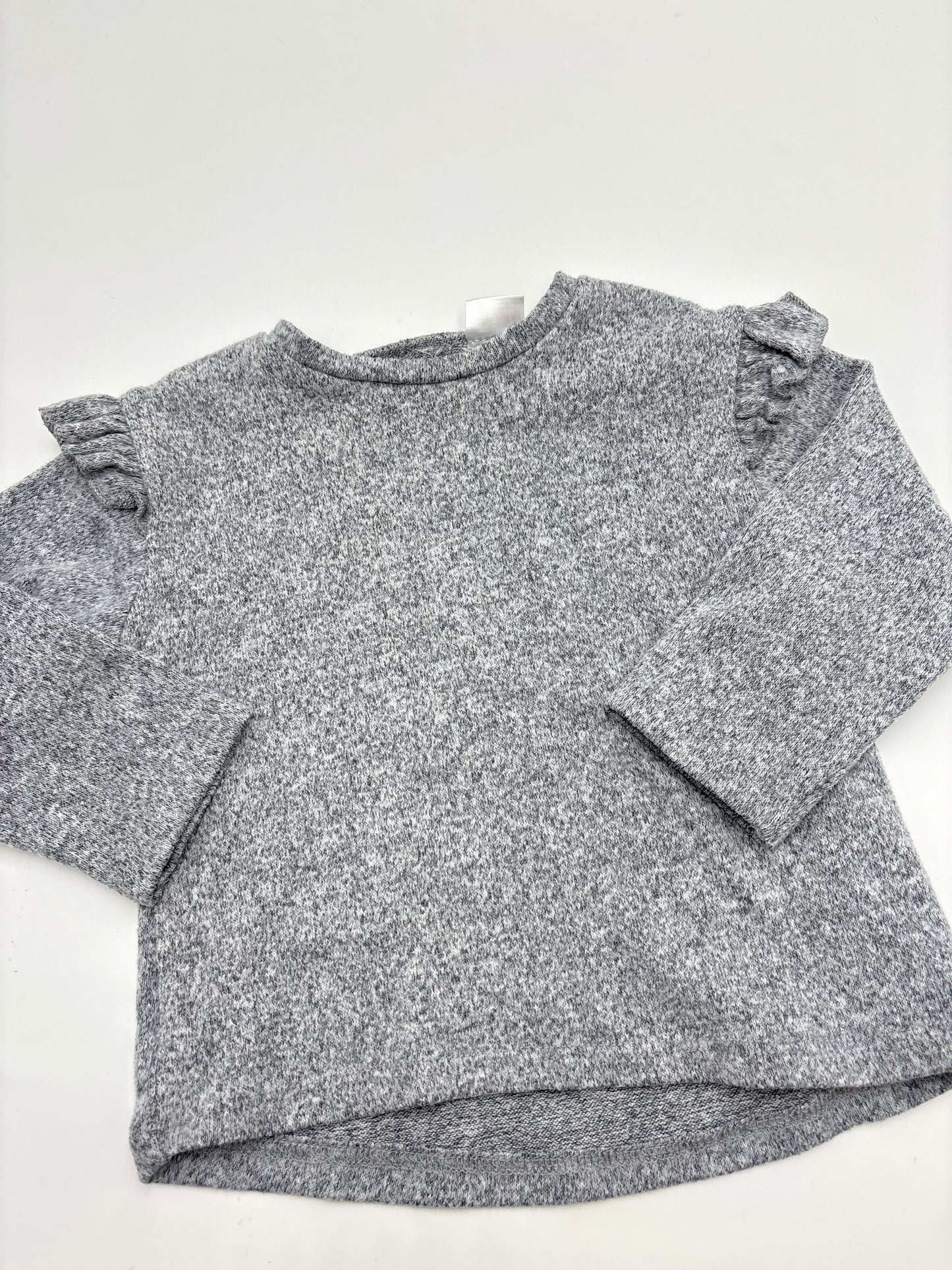 Chandail environ 9-12m