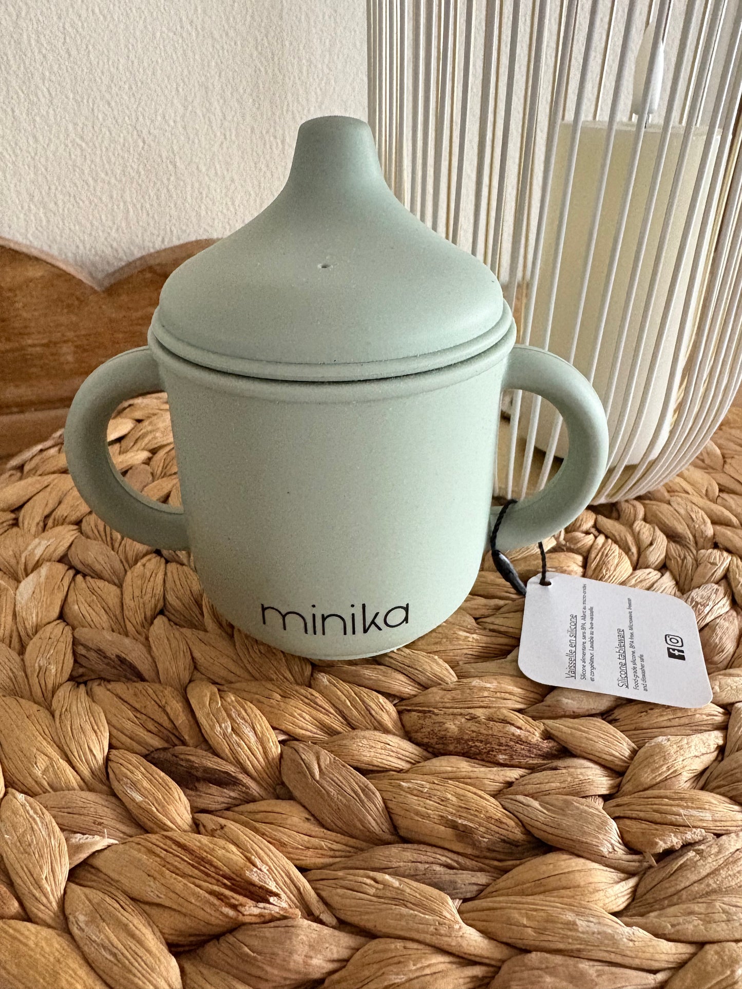 Verre à bec silicone sauge NEUF