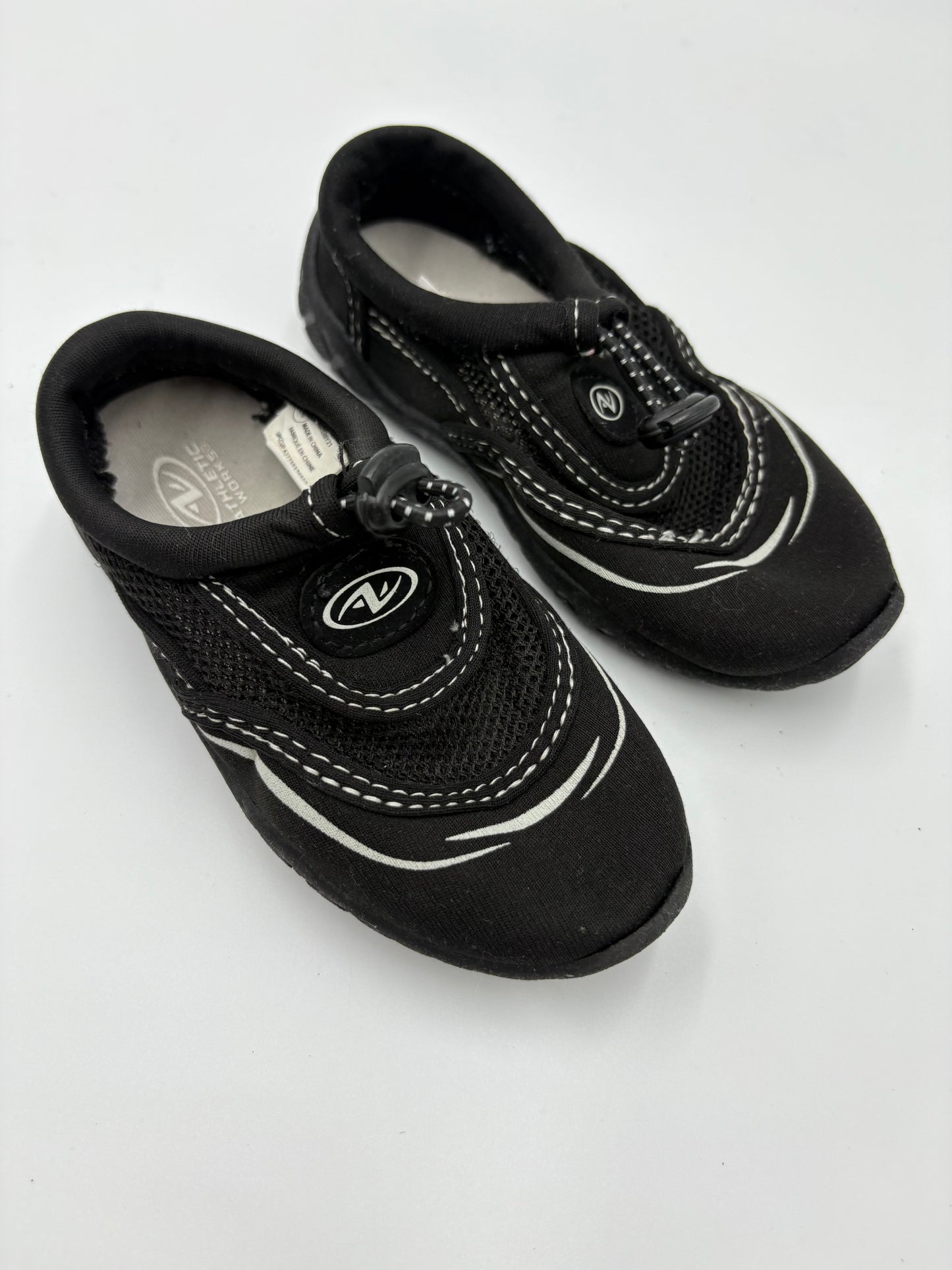 Souliers d'eau grandeur 7-8