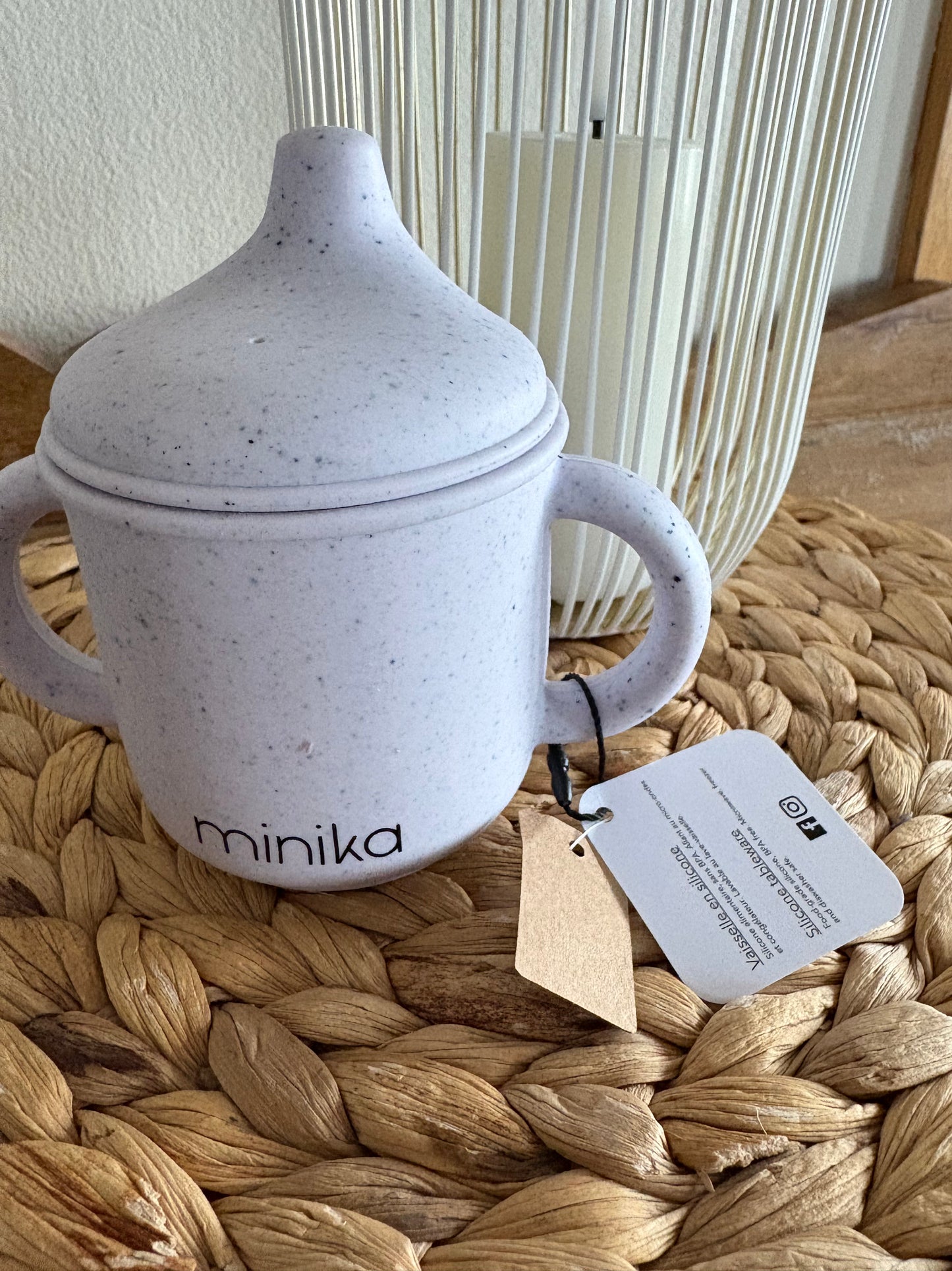 Verre à bec silicone lilas NEUF