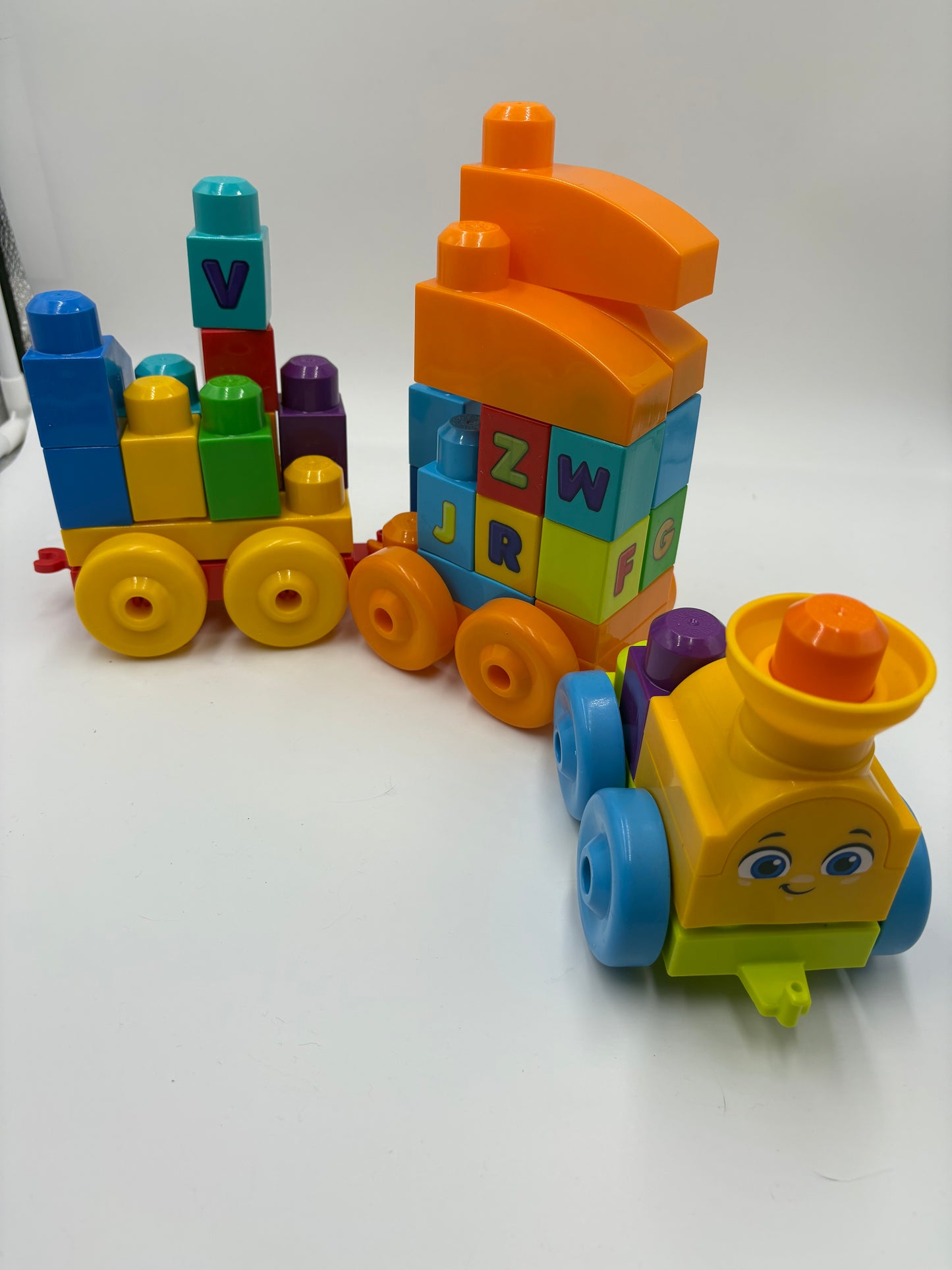Train mega blocks