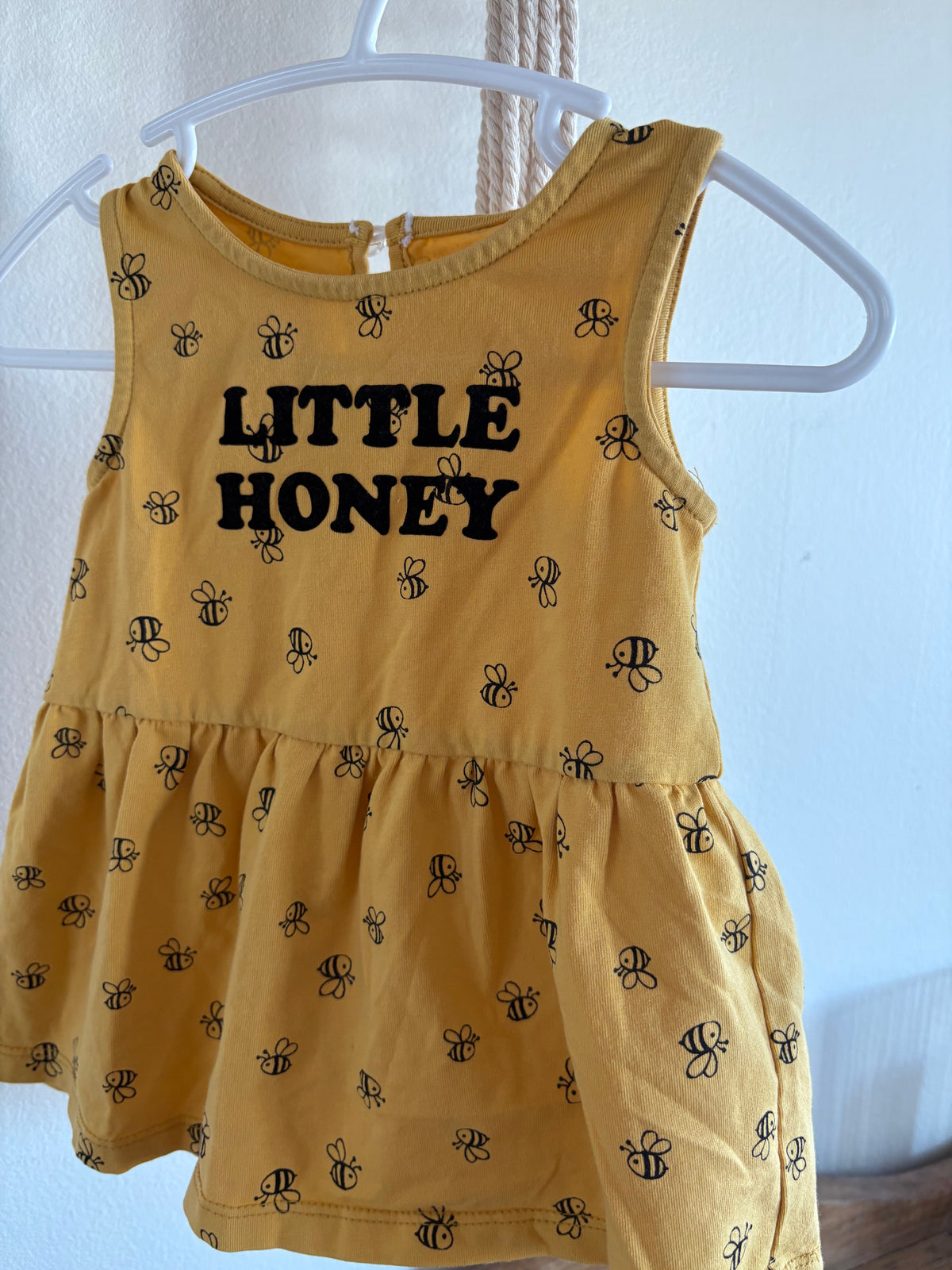 Robe environ 6-12m