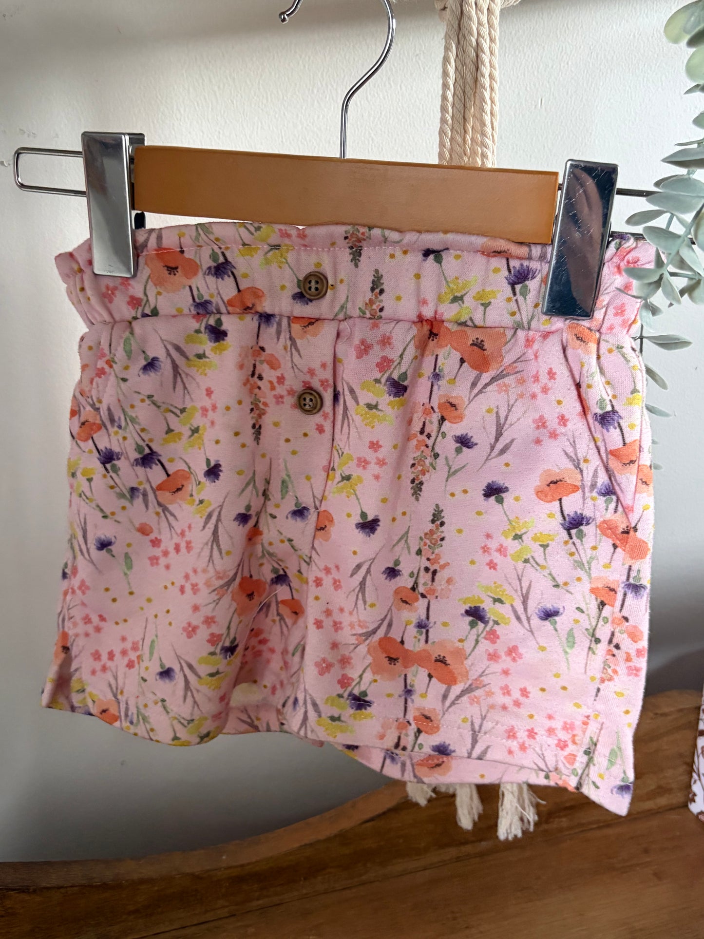 Short 4ans