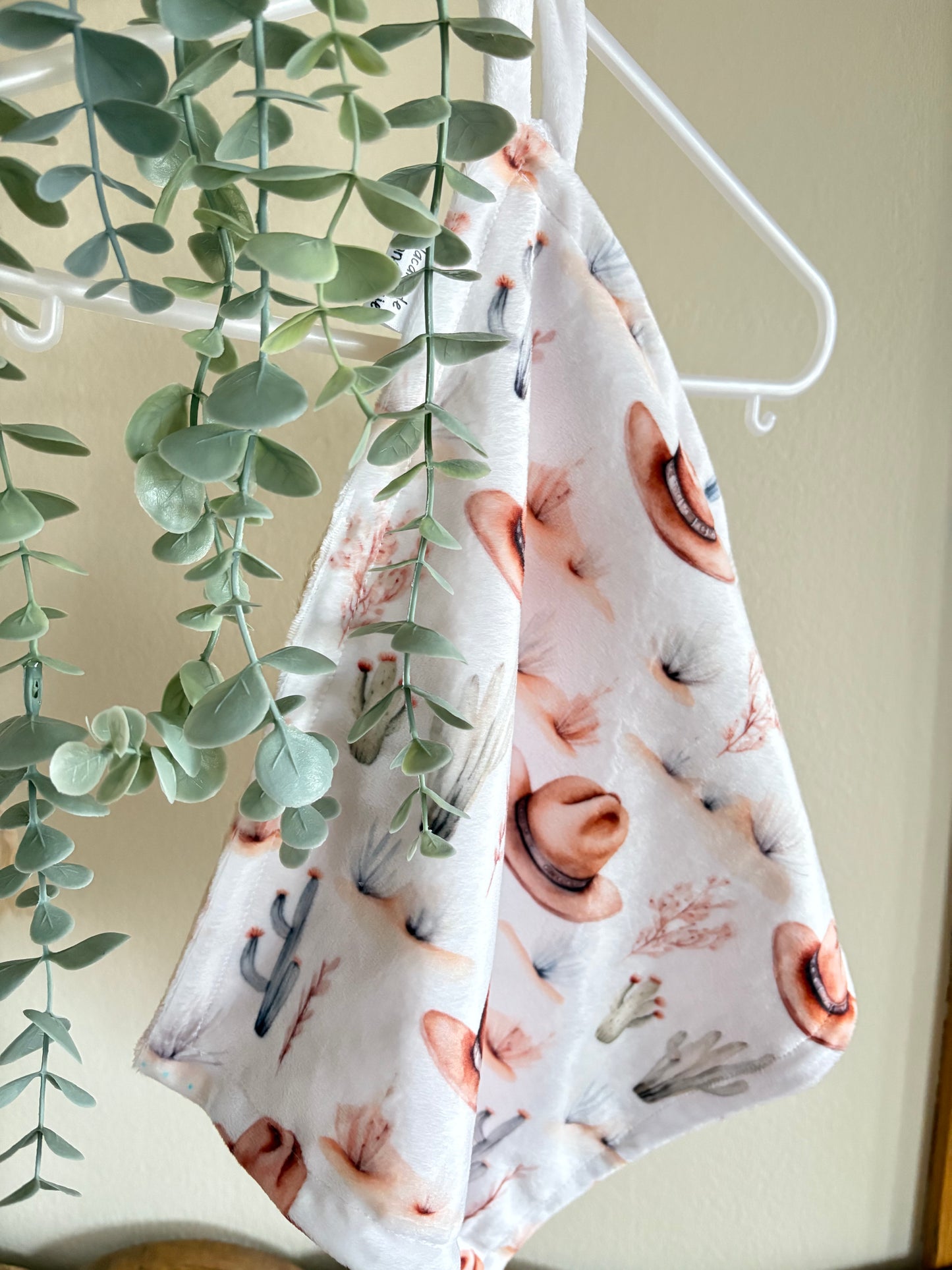 Doudou suce Country MINKY NEUF