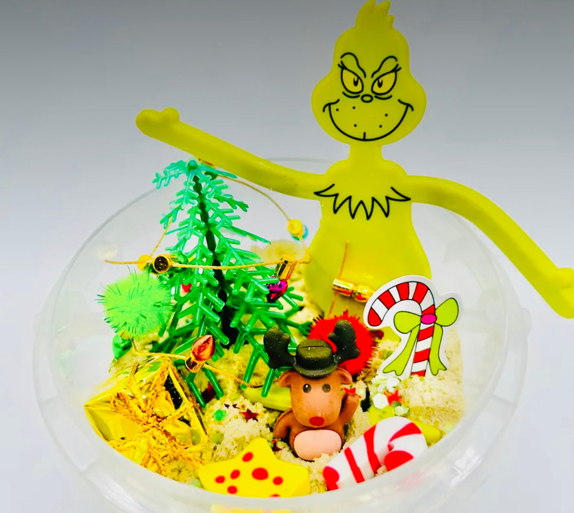 Ensemble de sable sensoriel de « celui qui aimait gâcher noël »