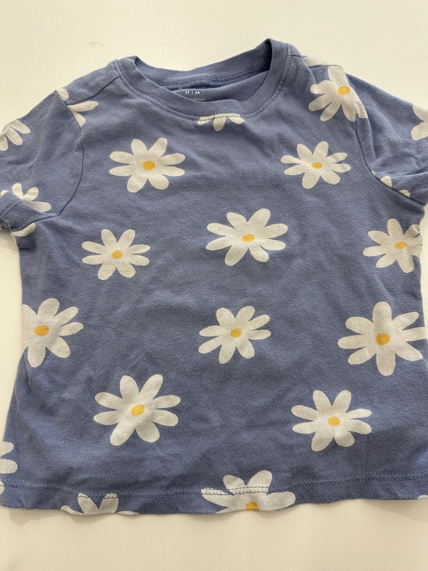 chandail 2ans - Boutique friperie le placard de Jeanne et cie