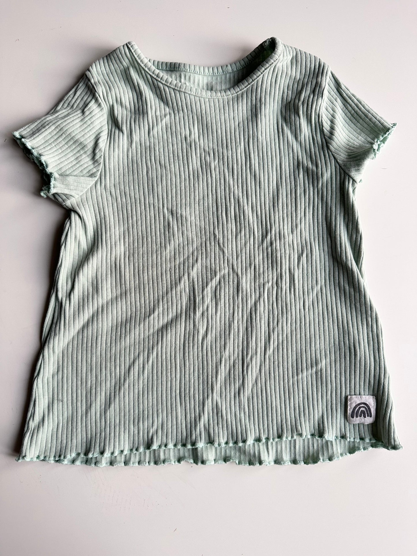 Chandail 4 - 6ans - Boutique friperie le placard de Jeanne et cie