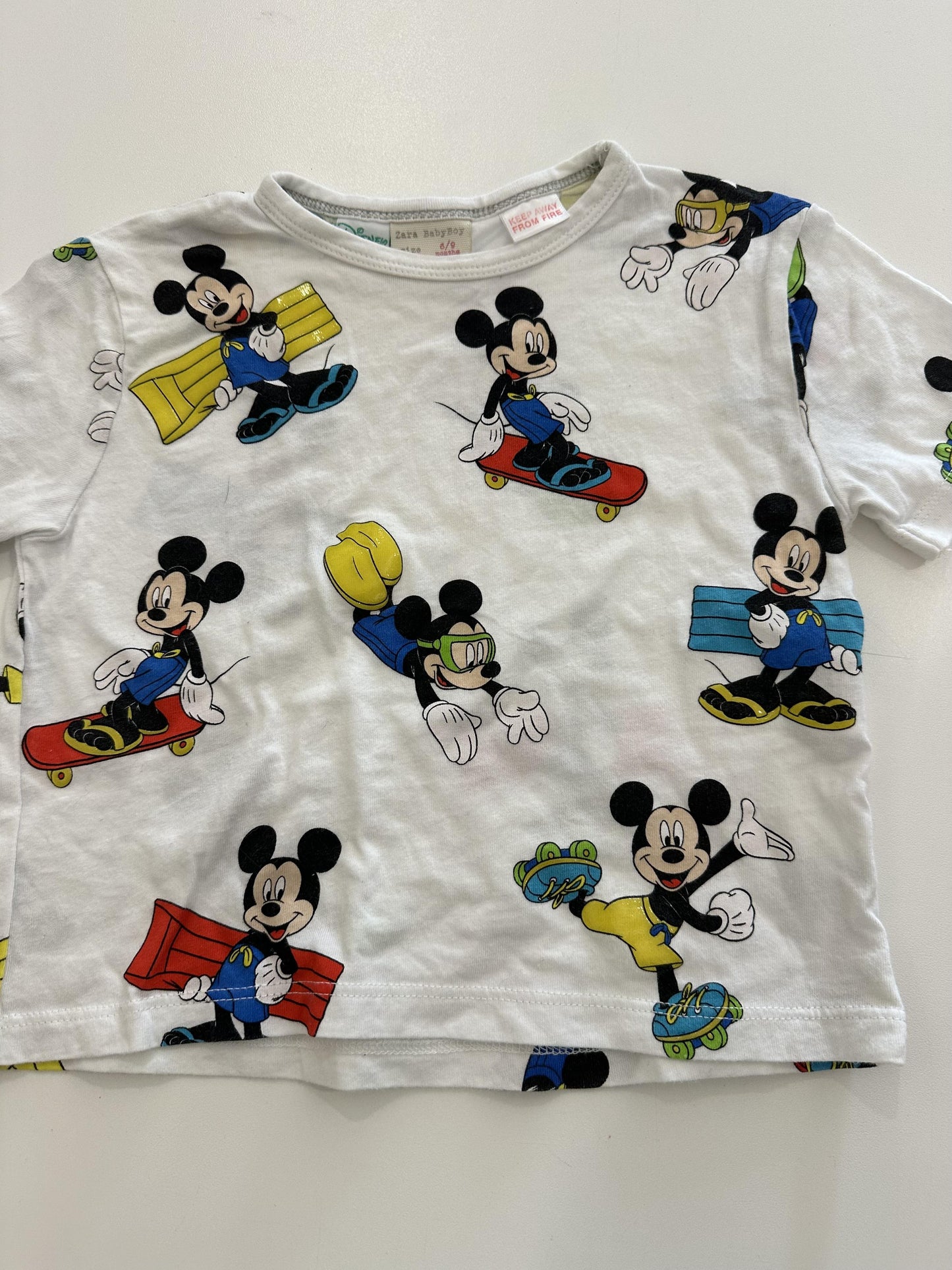 chandail 6 - 9m - Boutique friperie le placard de Jeanne et cie