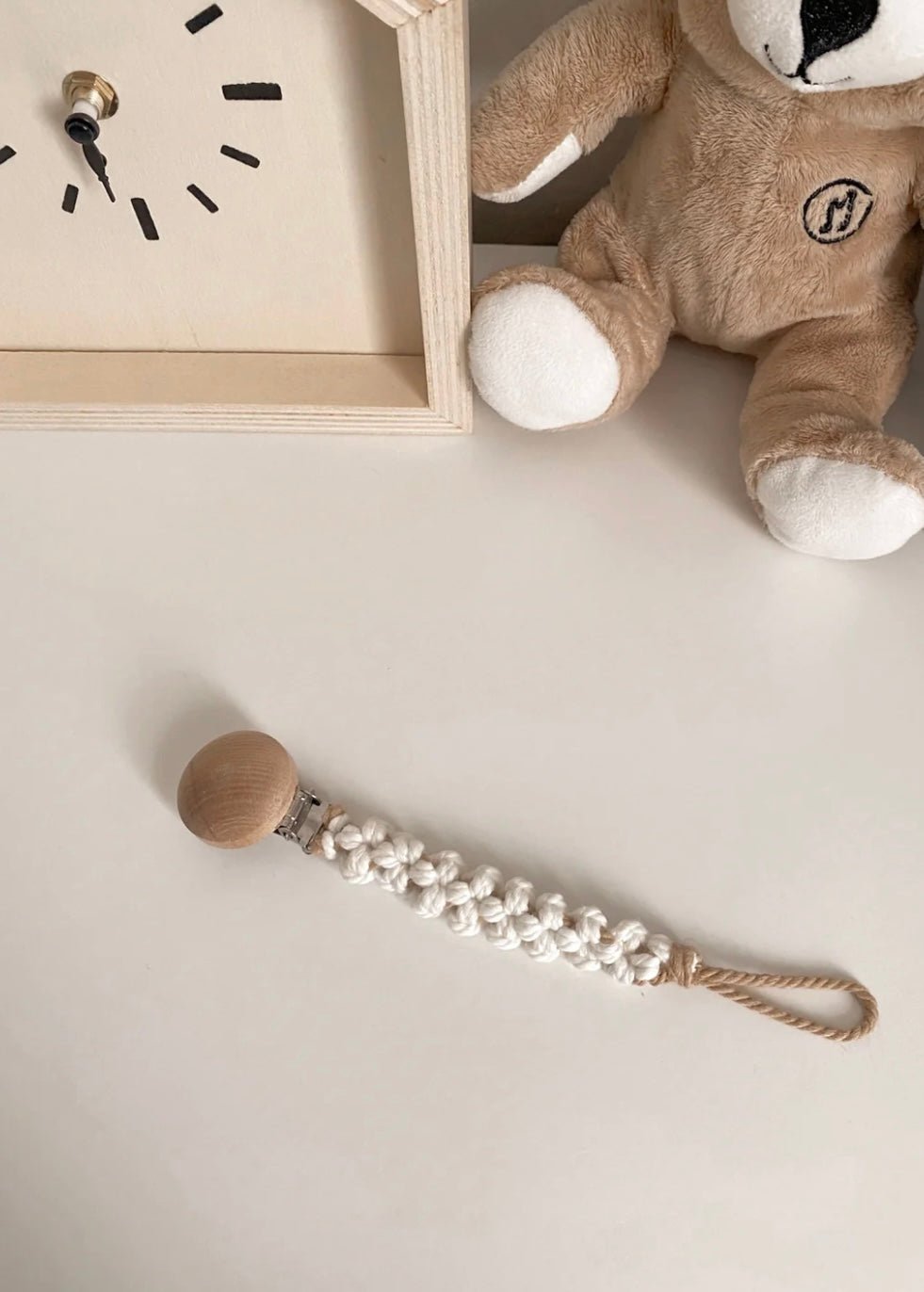 Attache-suce Éléanore - Loulie - Boutique friperie le placard de Jeanne et cie