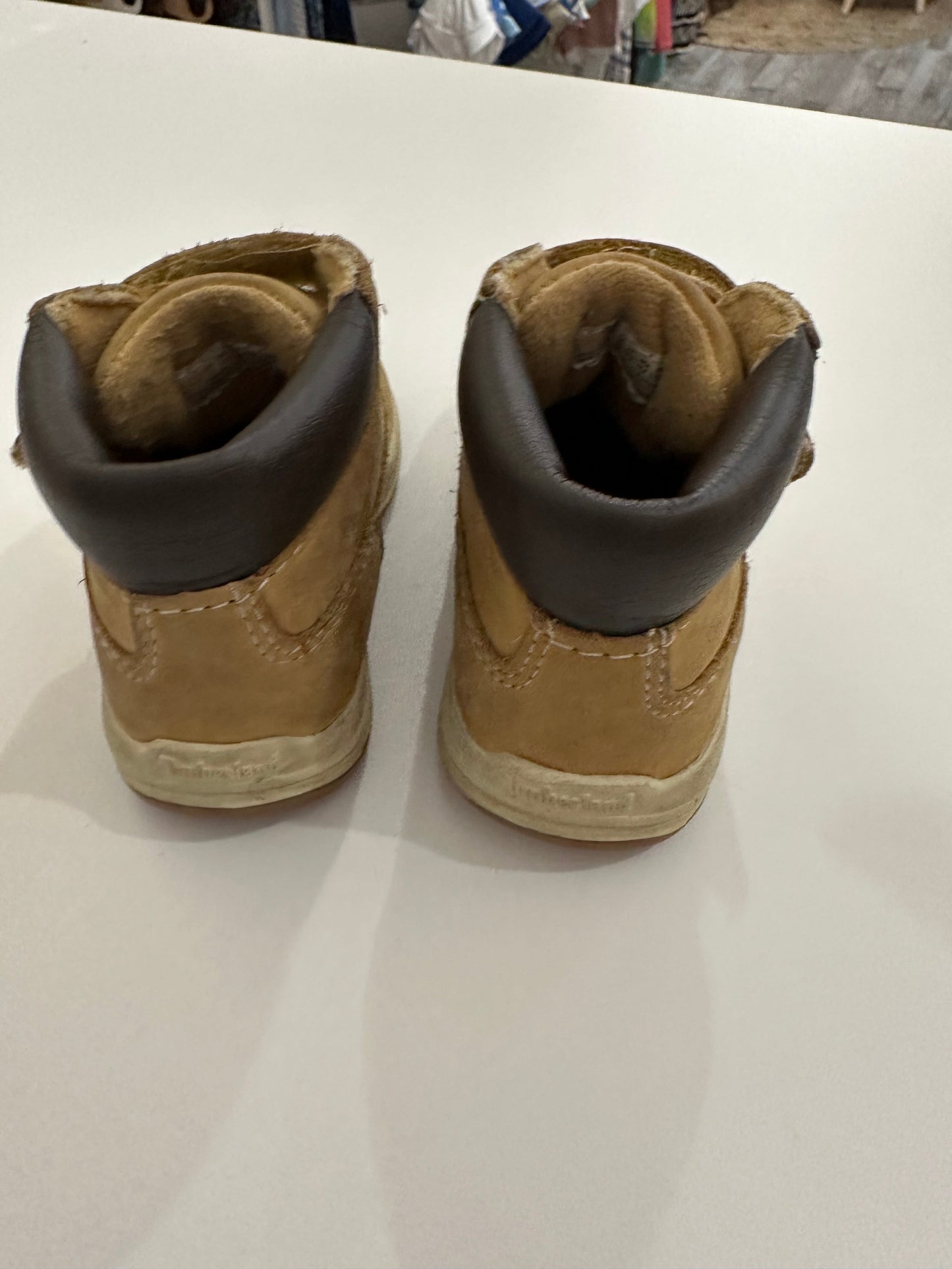 Bottes gr 5 - Boutique friperie le placard de Jeanne et cie