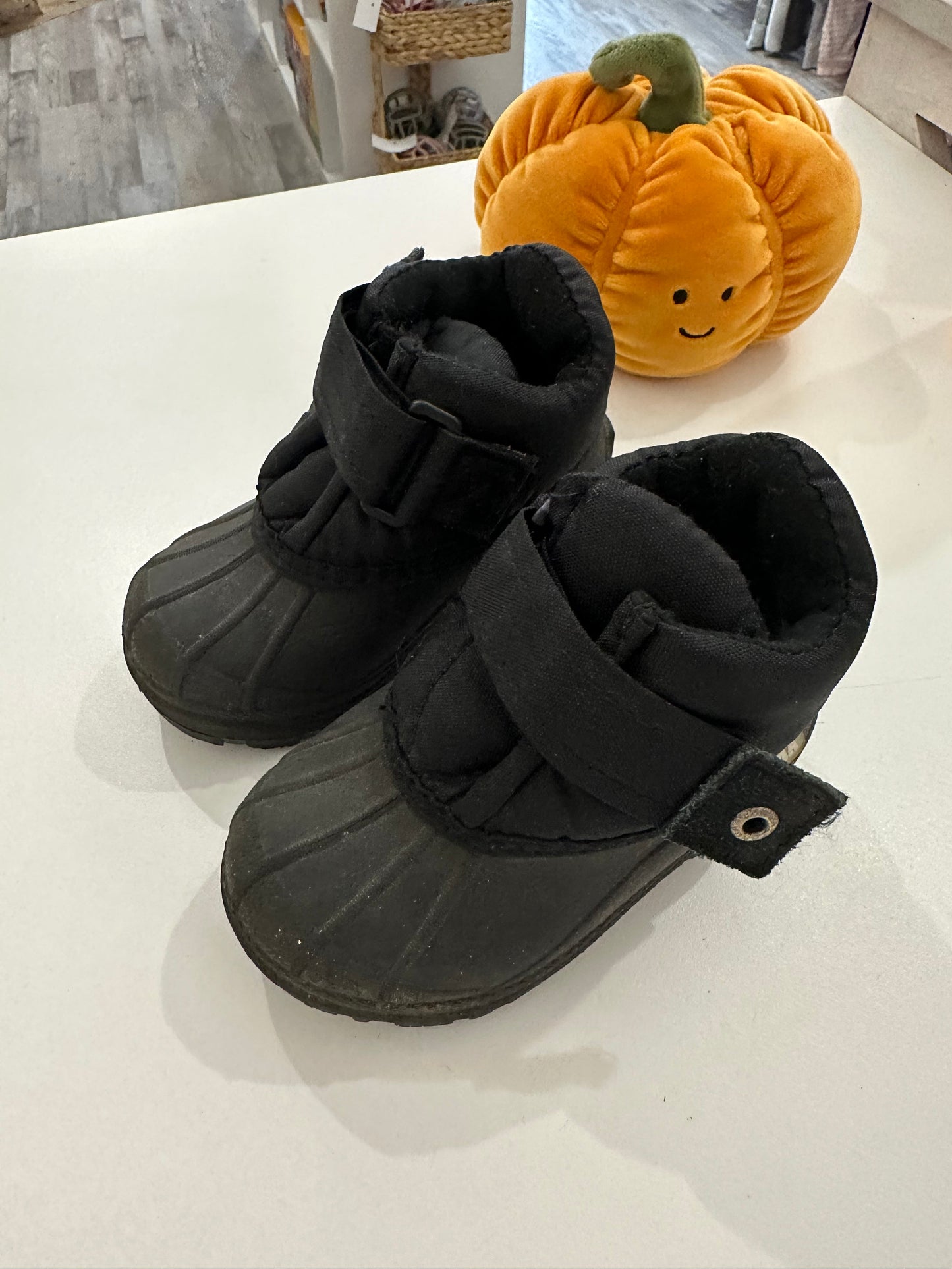 Bottillon grandeur 6 - Boutique friperie le placard de Jeanne et cie