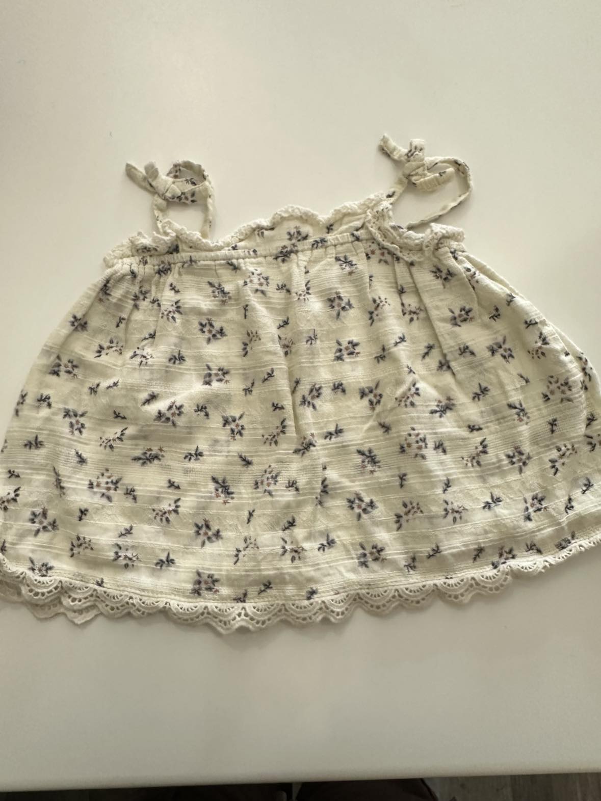 camisole 18-24m - Boutique friperie le placard de Jeanne et cie