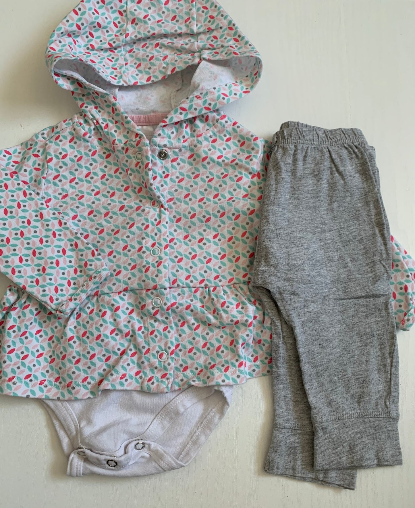 Carter’s | 6mois - Boutique friperie le placard de Jeanne et cie