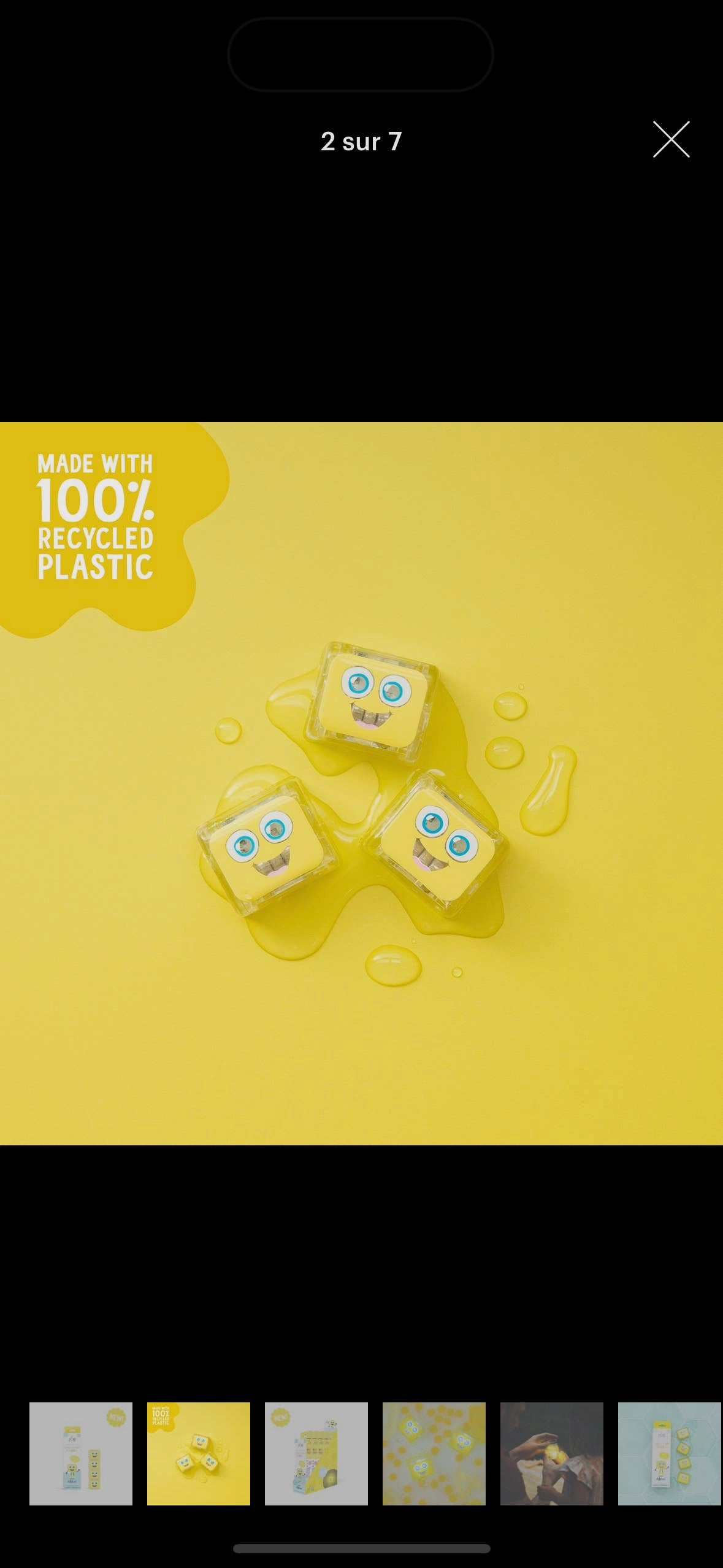 Cubes lumineux jaune alex avec yeux pour le bain - Glo pals - Boutique friperie le placard de Jeanne et cie