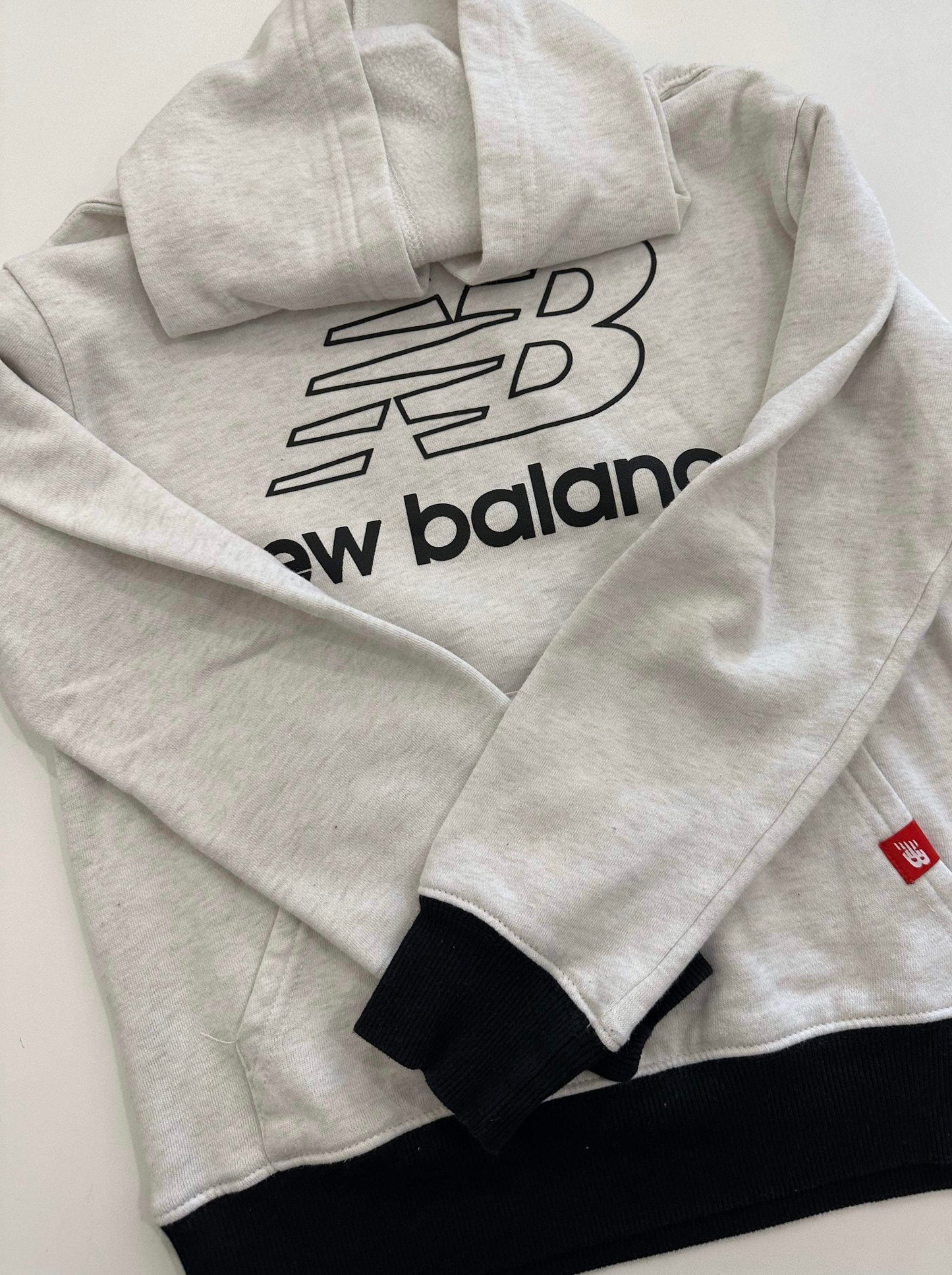 Hoodie 10-12ans - Boutique friperie le placard de Jeanne et cie