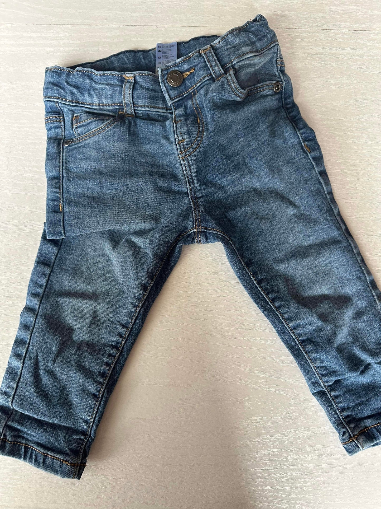Jeans 6-12m - Boutique friperie le placard de Jeanne et cie