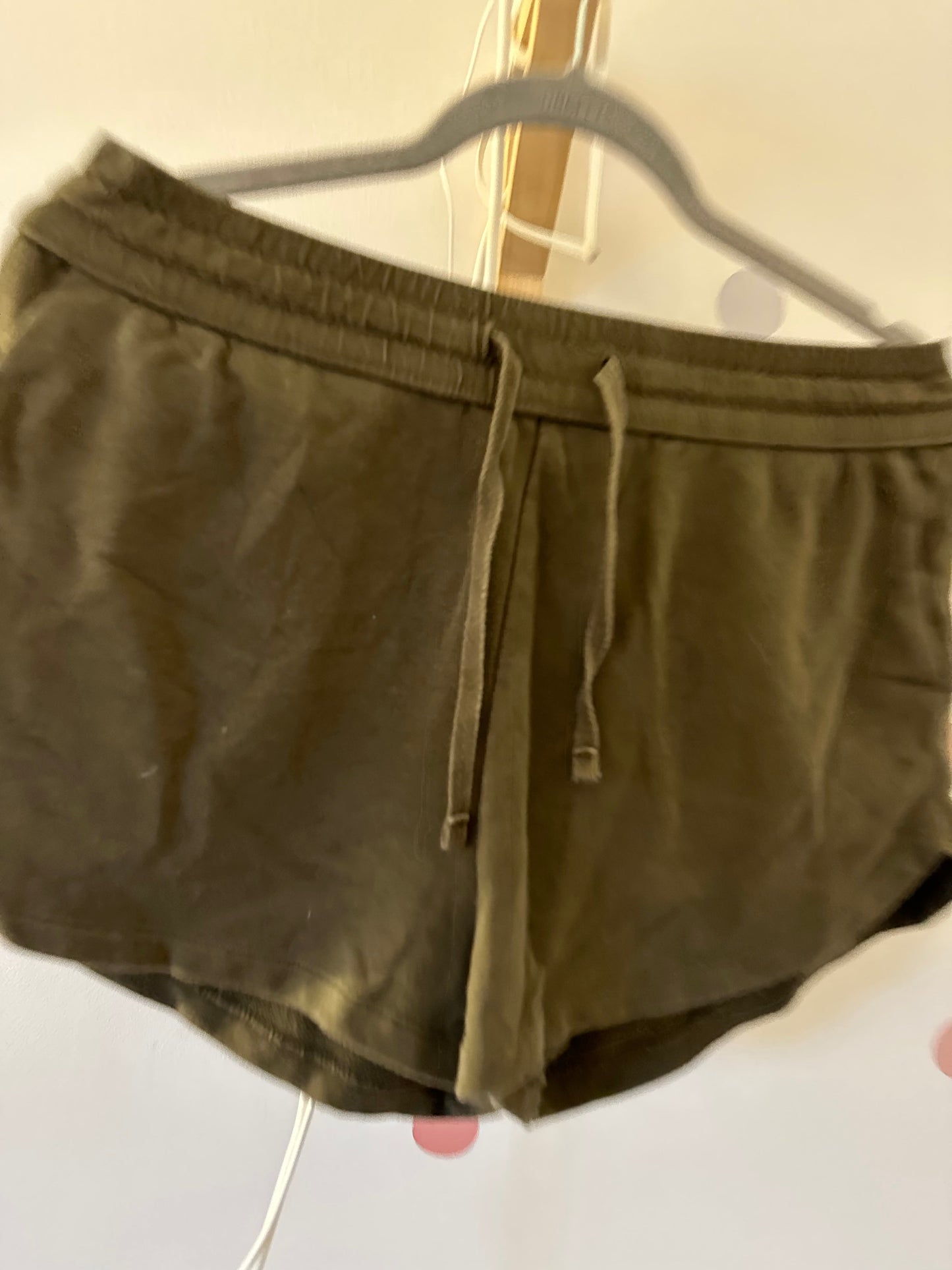Short jogging médium - Boutique friperie le placard de Jeanne et cie
