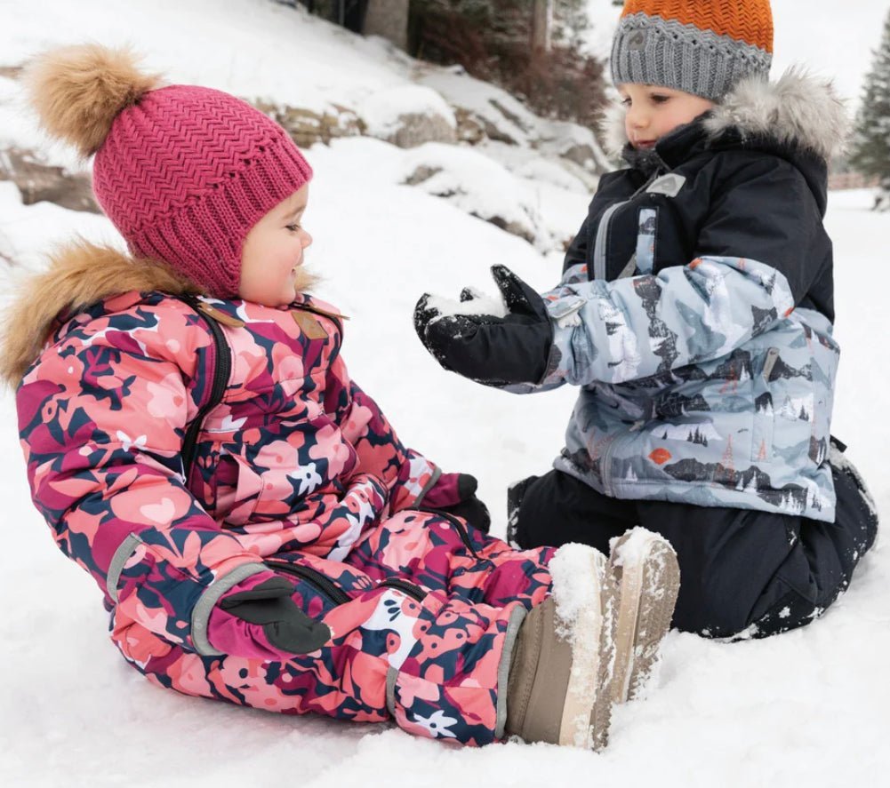 Tuque d’hiver avec pompon détachable et cordon - Nebula - Boutique friperie le placard de Jeanne et cie