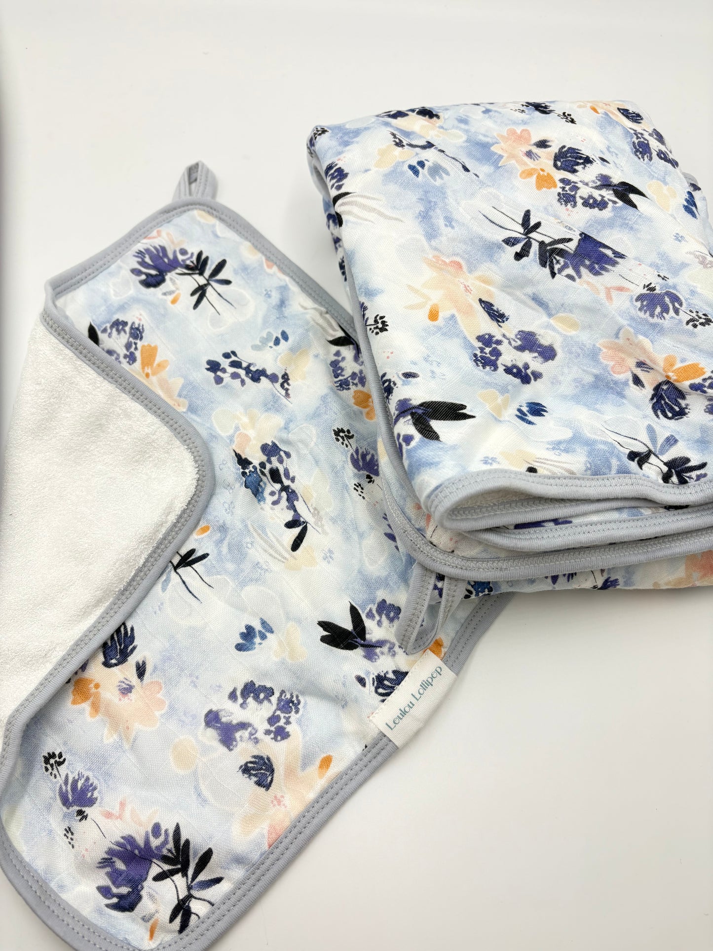 Serviette enfant fleuris Loulou lollipop NEUF