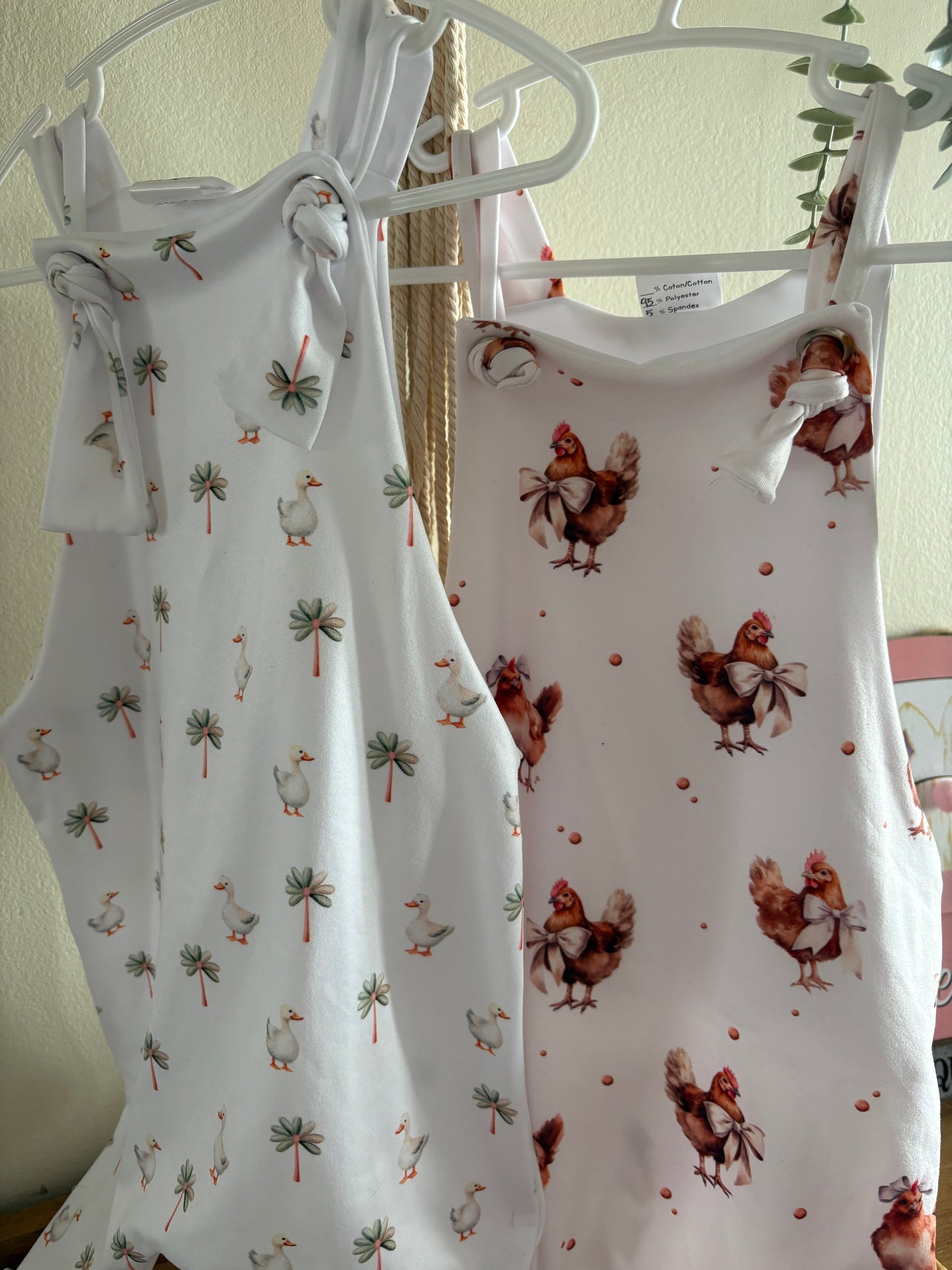 Salopette évolutive POULES 3-6ans NEUF