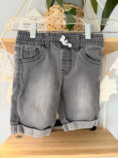 Short 3ans