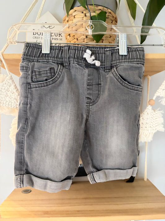 Short 3ans