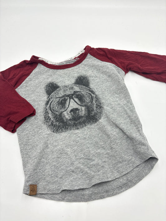 chandail 18-24m fait petit