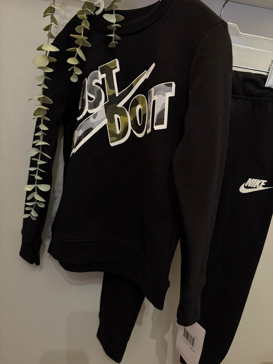 ensemble 4-5ans NEUF