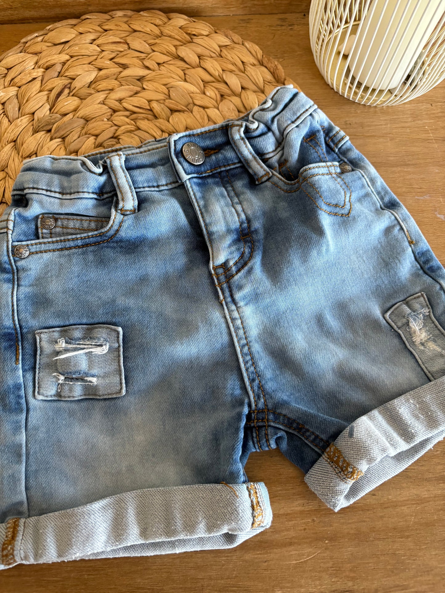 Short 3ans