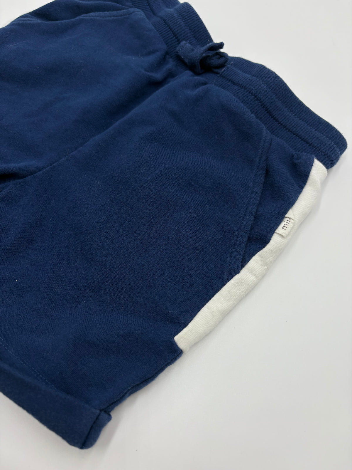 Short 4ans