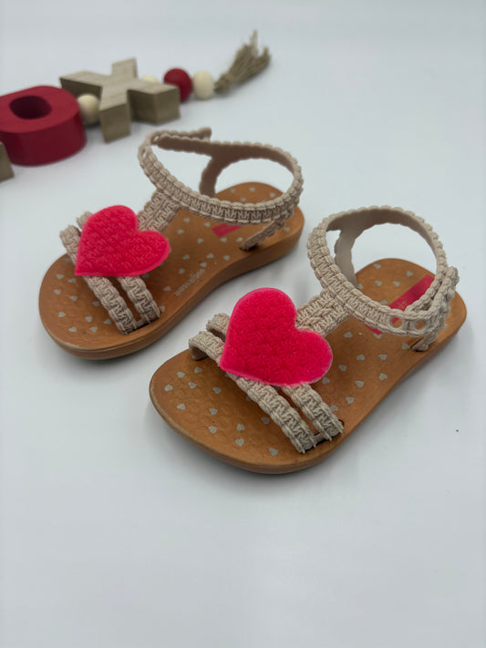 Sandales grandeur 17/18