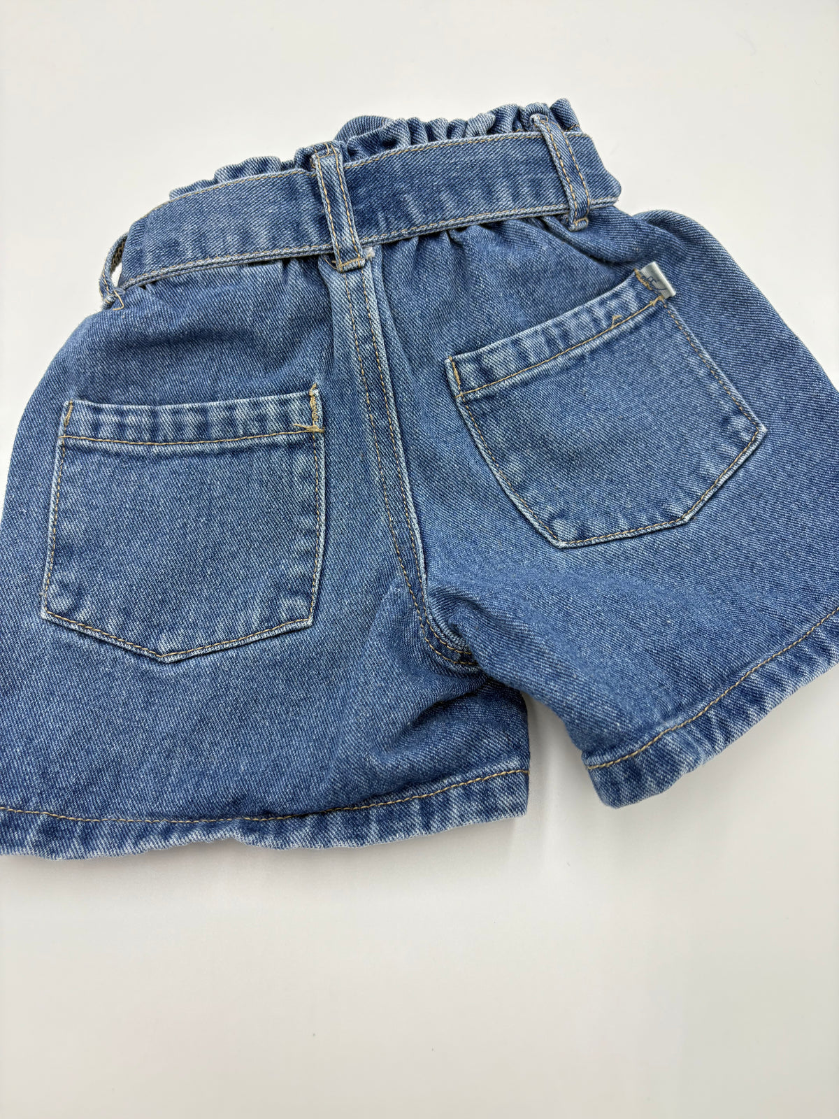 Short 3ans