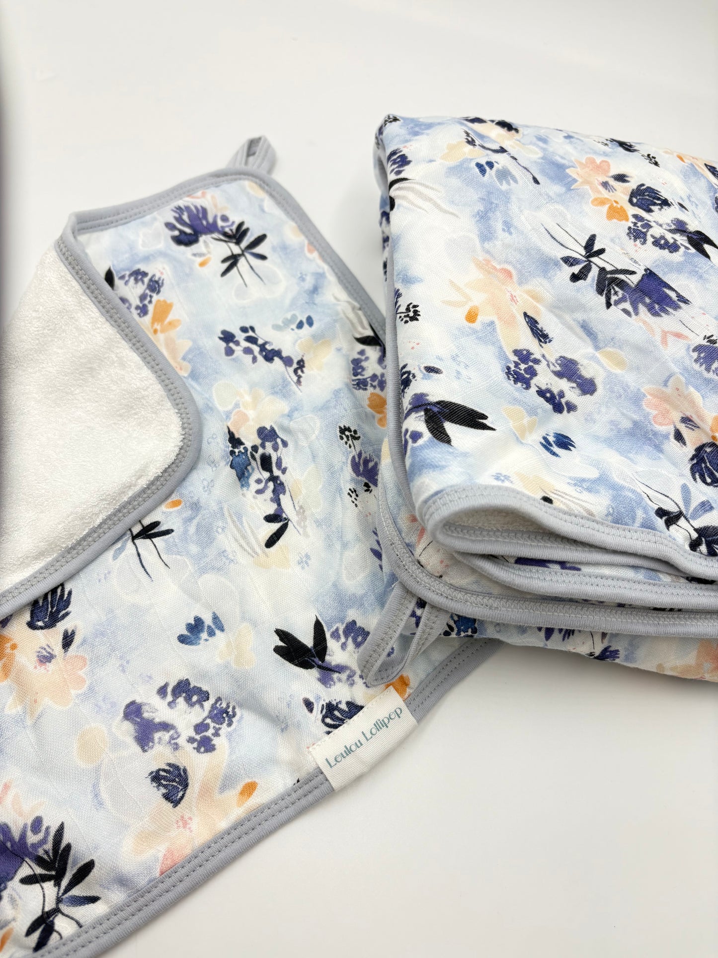 Serviette enfant fleuris Loulou lollipop NEUF