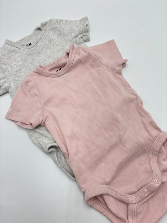 cache-couches (2) 4-6m