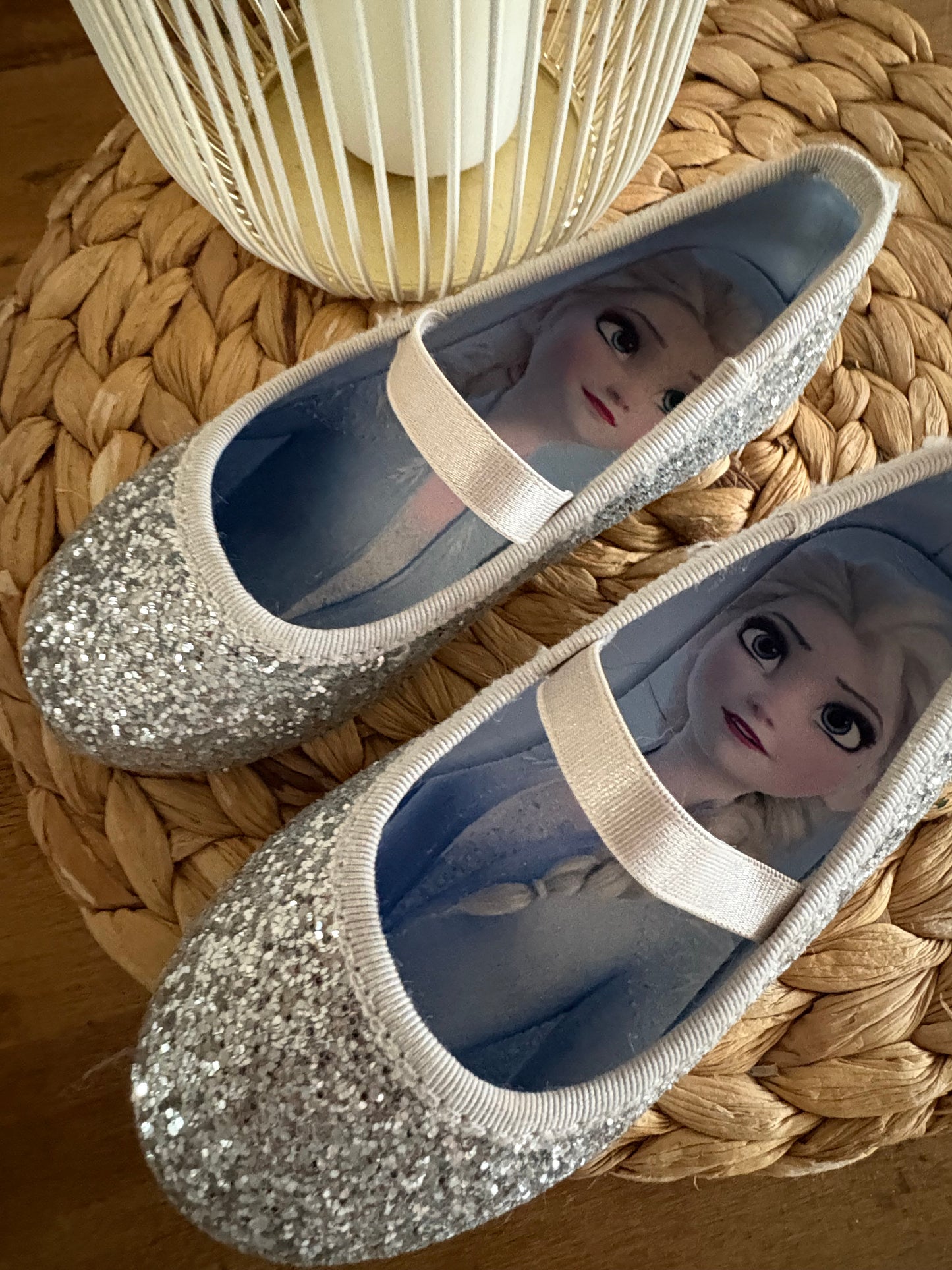Souliers princesses elsa H&M grandeur 25