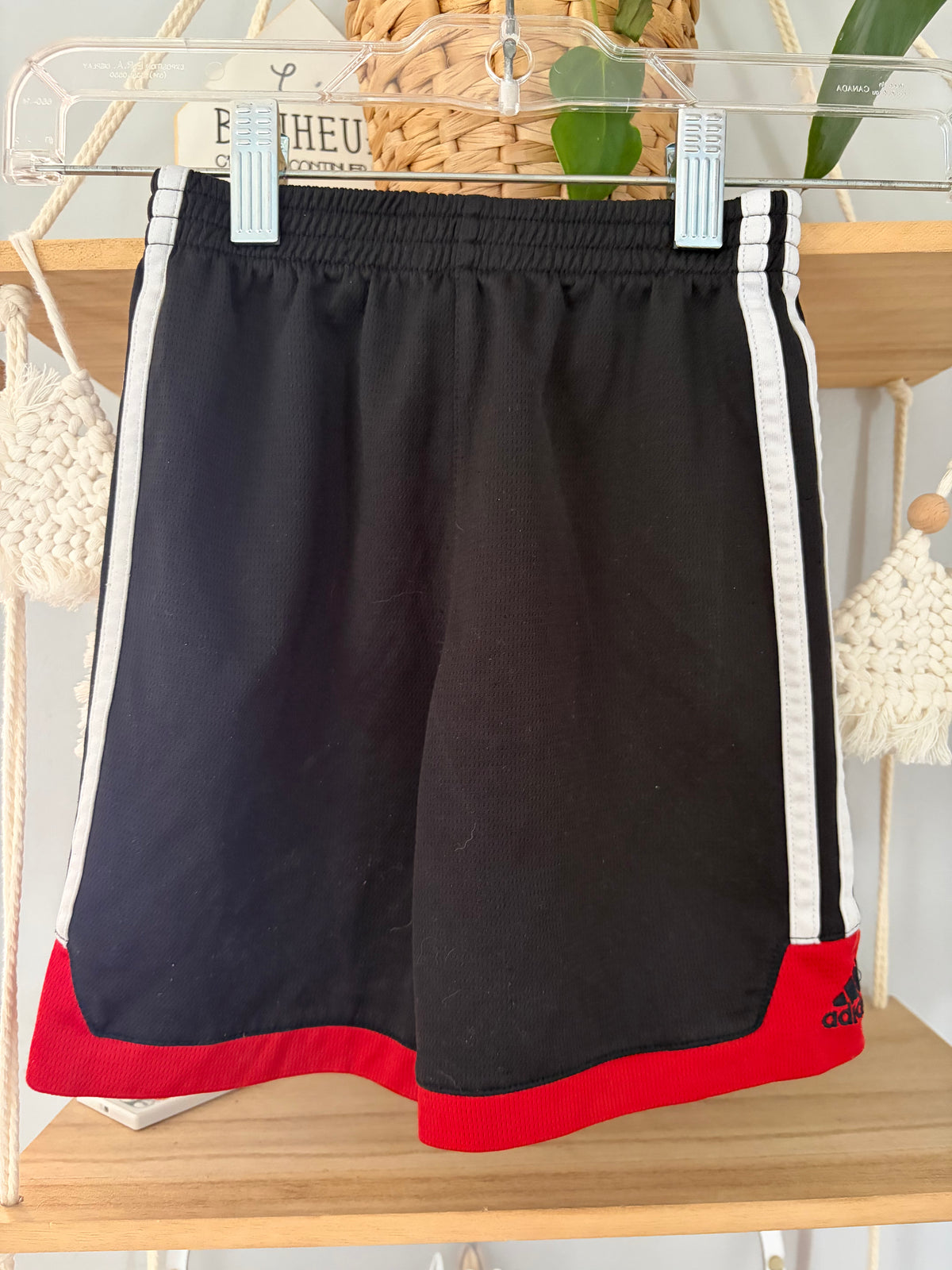 Short 4ans