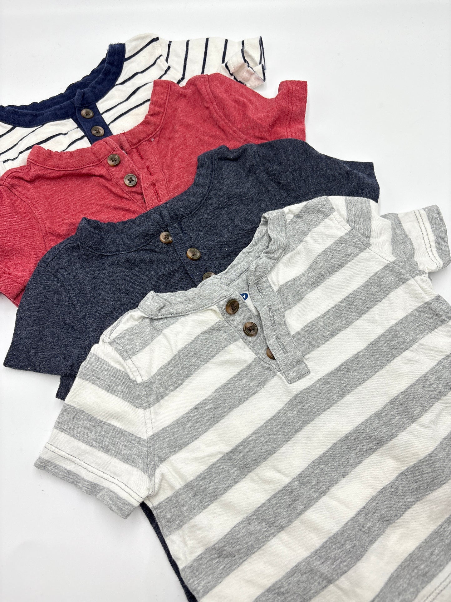 Chandails (4) 12-18m