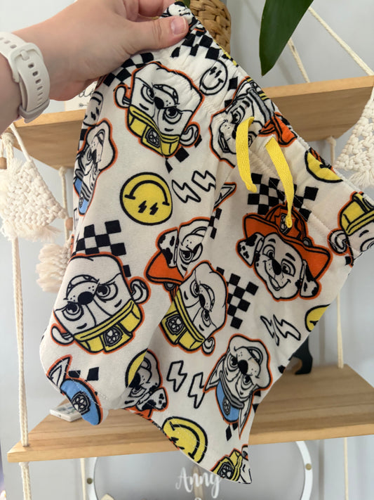Short 4ans