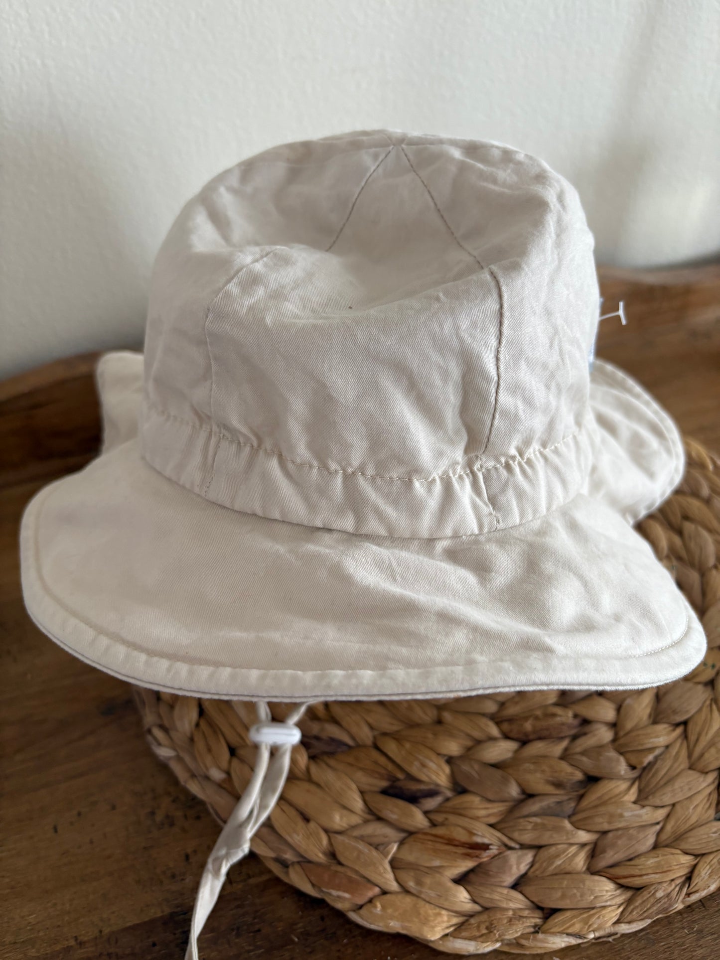 Chapeau medium 6-24m
