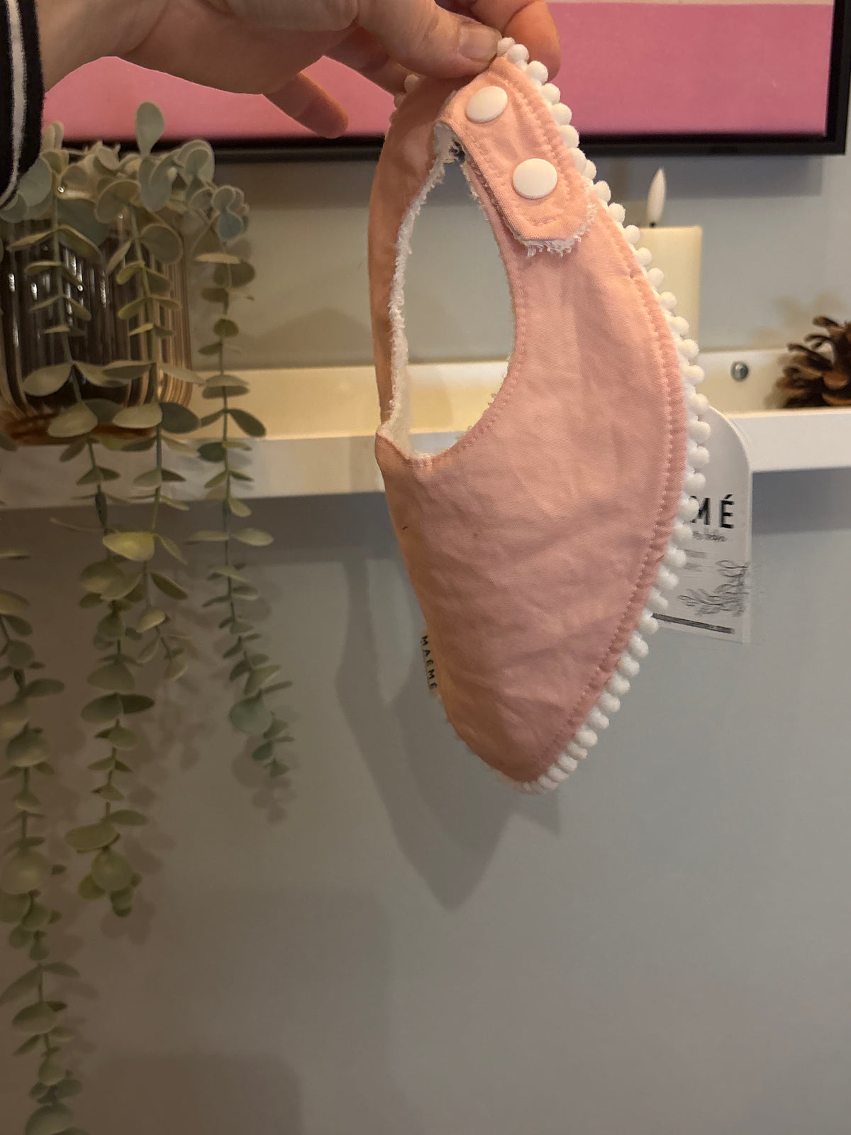 Bavoir MAÉMÉ rose * NEUF