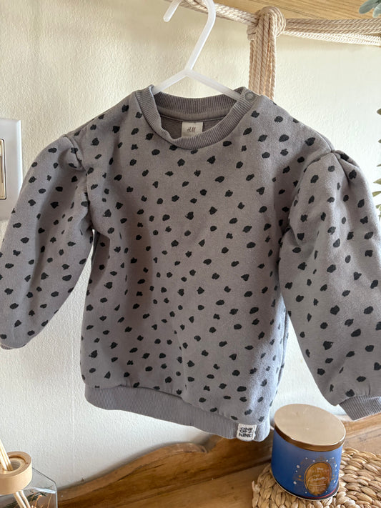 Crewneck 9-12m fait grand