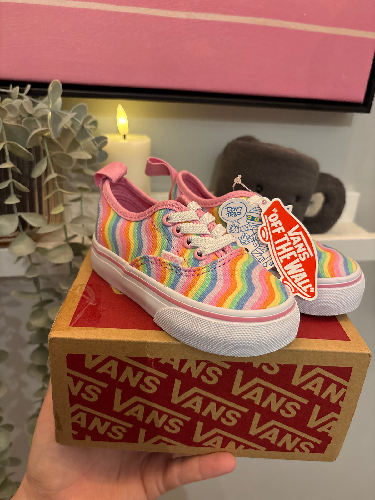 Souliers Vans grandeur 6 *NEUF